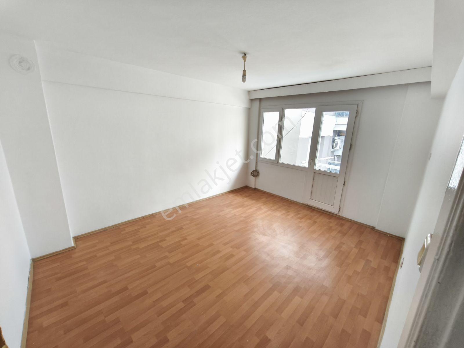 Halilrıfatpaşa Caddesinde 2+1 Aydınlık Çift Cephe Kiralık Daire - Görsel 14