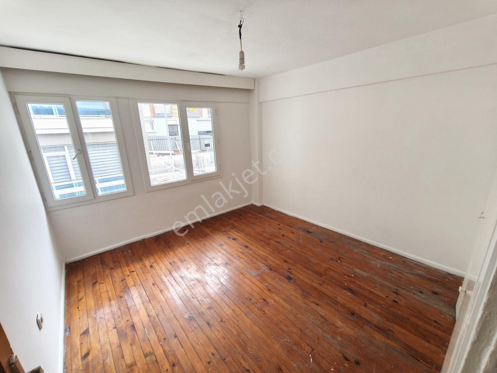 Halilrıfatpaşa Caddesinde 2+1 Aydınlık Çift Cephe Kiralık Daire - Görsel 22