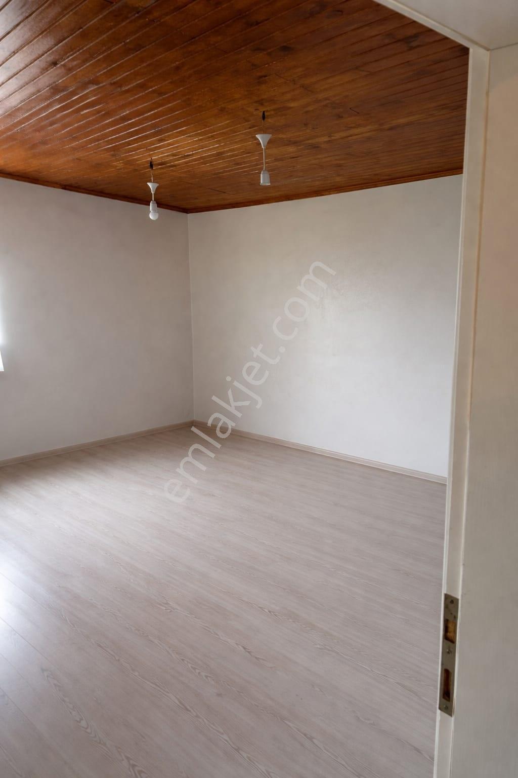 Arapçeşme Mah Ferah Geniş M2'li Temiz 3+1 Dubleks Daire - Görsel 23