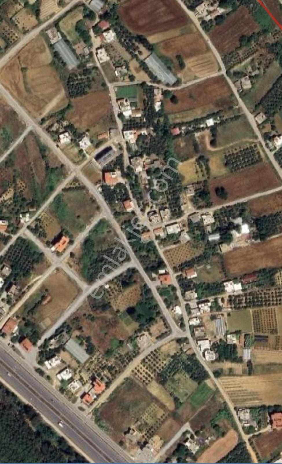 Kızılot Mahallesinde Satılık Konut Arsası