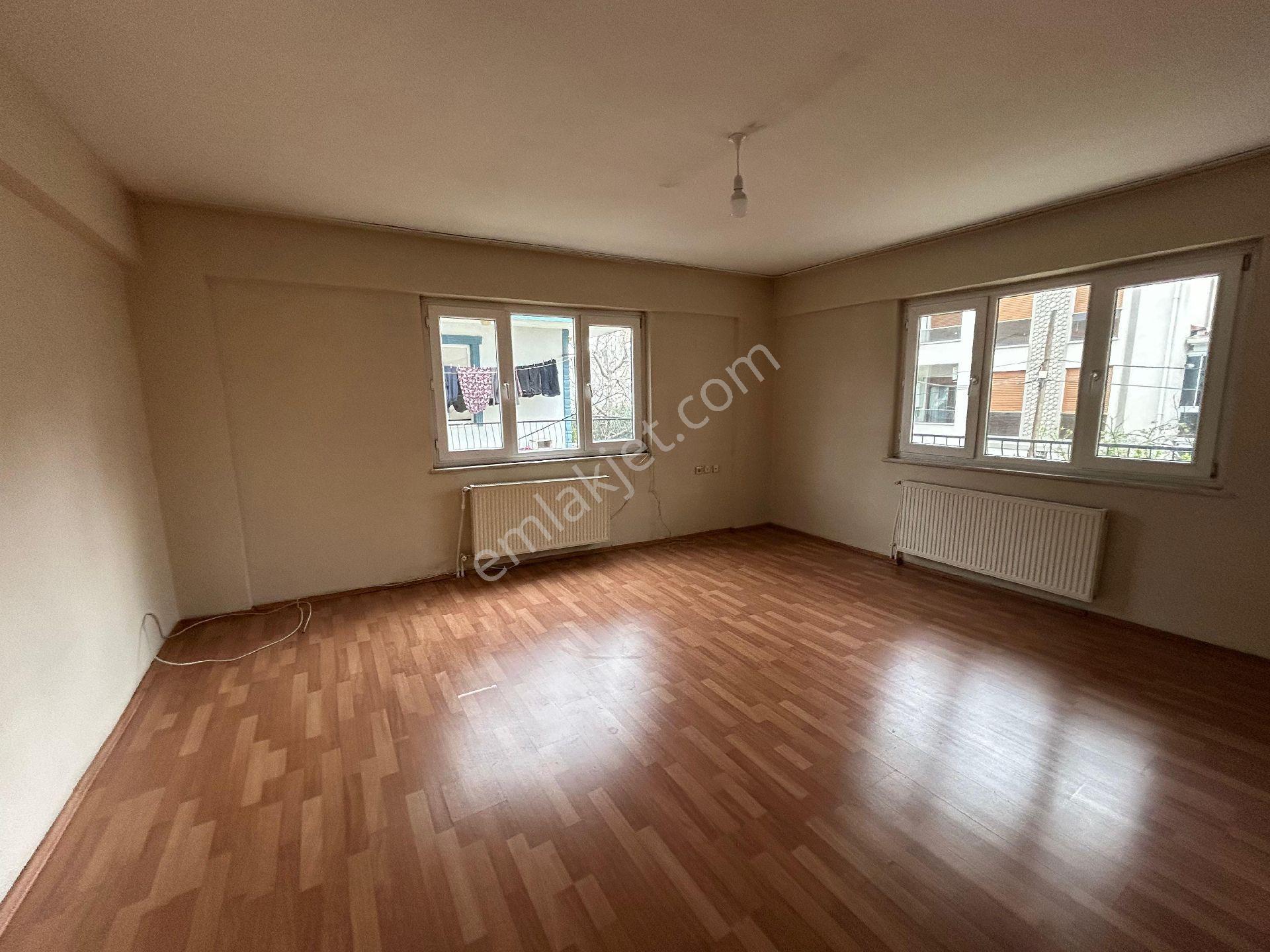 Manisa Akhisar Ulu Cami Mah.‼️ Cumartesi Pazarı & Gazi İlköğretim Yanı 3+1 Kiralık Daire
