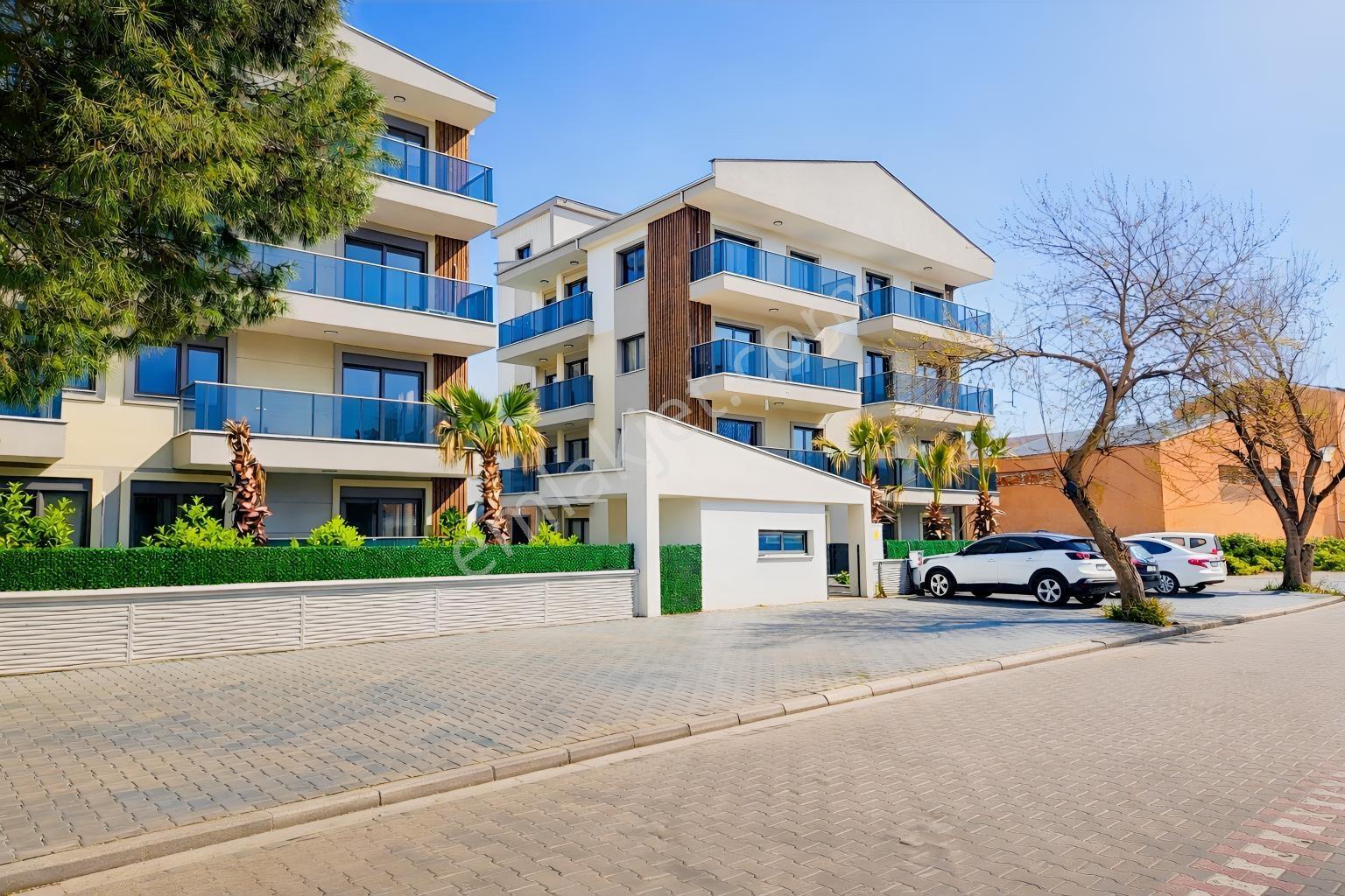 Altınova'da Butik Havuzlu Sitede 3+1 Lüks Satılık Daire - Görsel 7