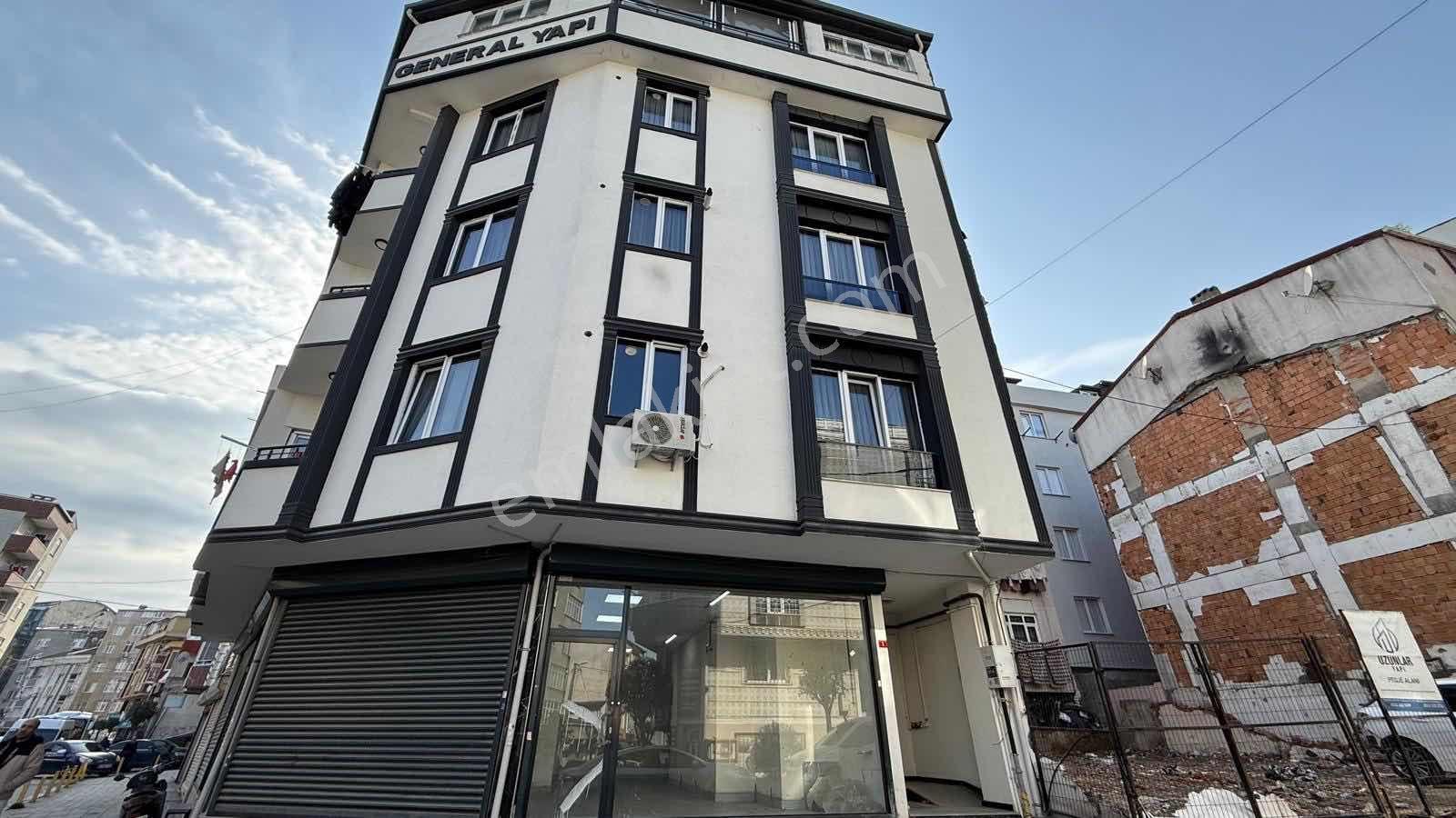 İkitelli´de İşlek Konumda 145 M² Satılık Depolu Dükkan Fırsatı - Görsel 8