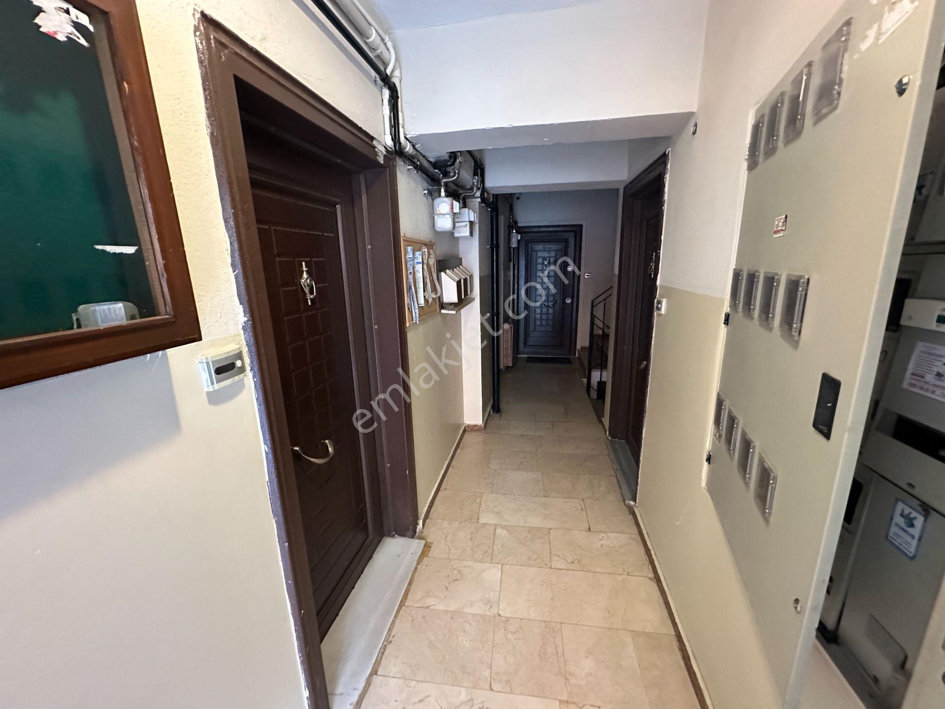 Remax Ümraniye Armağanevler Ayrı Giriş Satılık 3+1 Dubleks Daire - Görsel 29