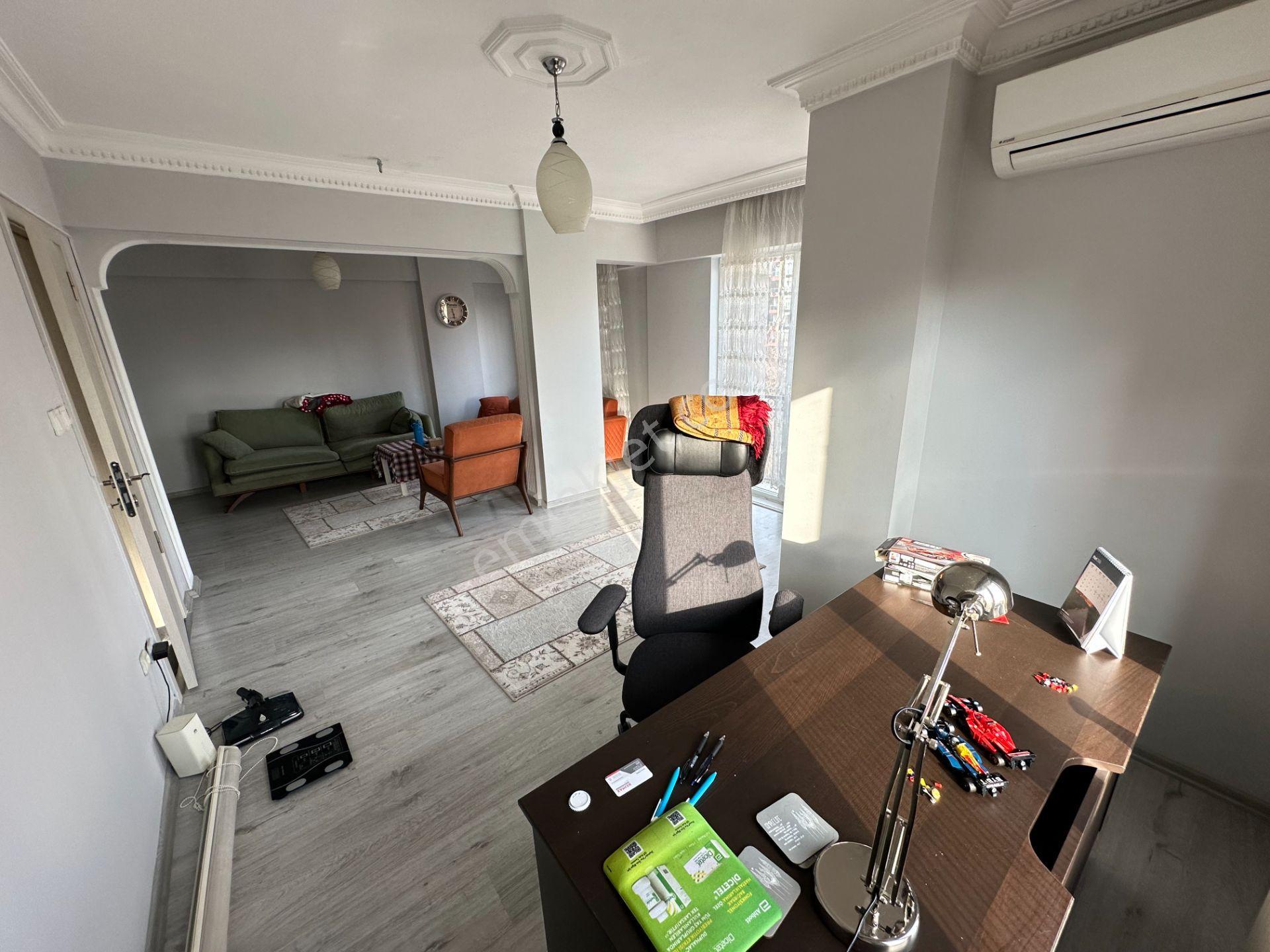 Remax Ümraniye Armağanevler Ayrı Giriş Satılık 3+1 Dubleks Daire - Görsel 4