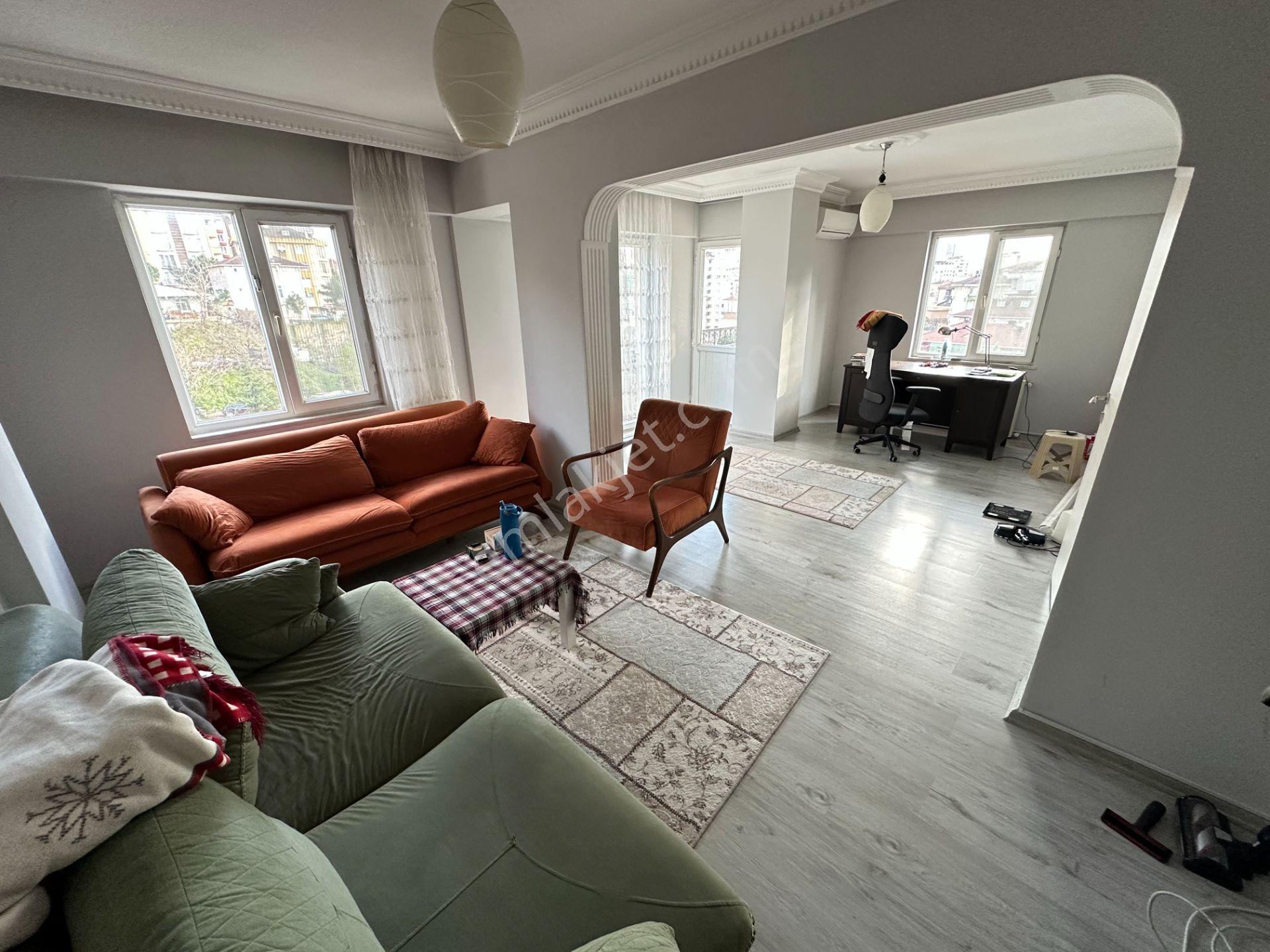 Remax Ümraniye Armağanevler Ayrı Giriş Satılık 3+1 Dubleks Daire - Görsel 3