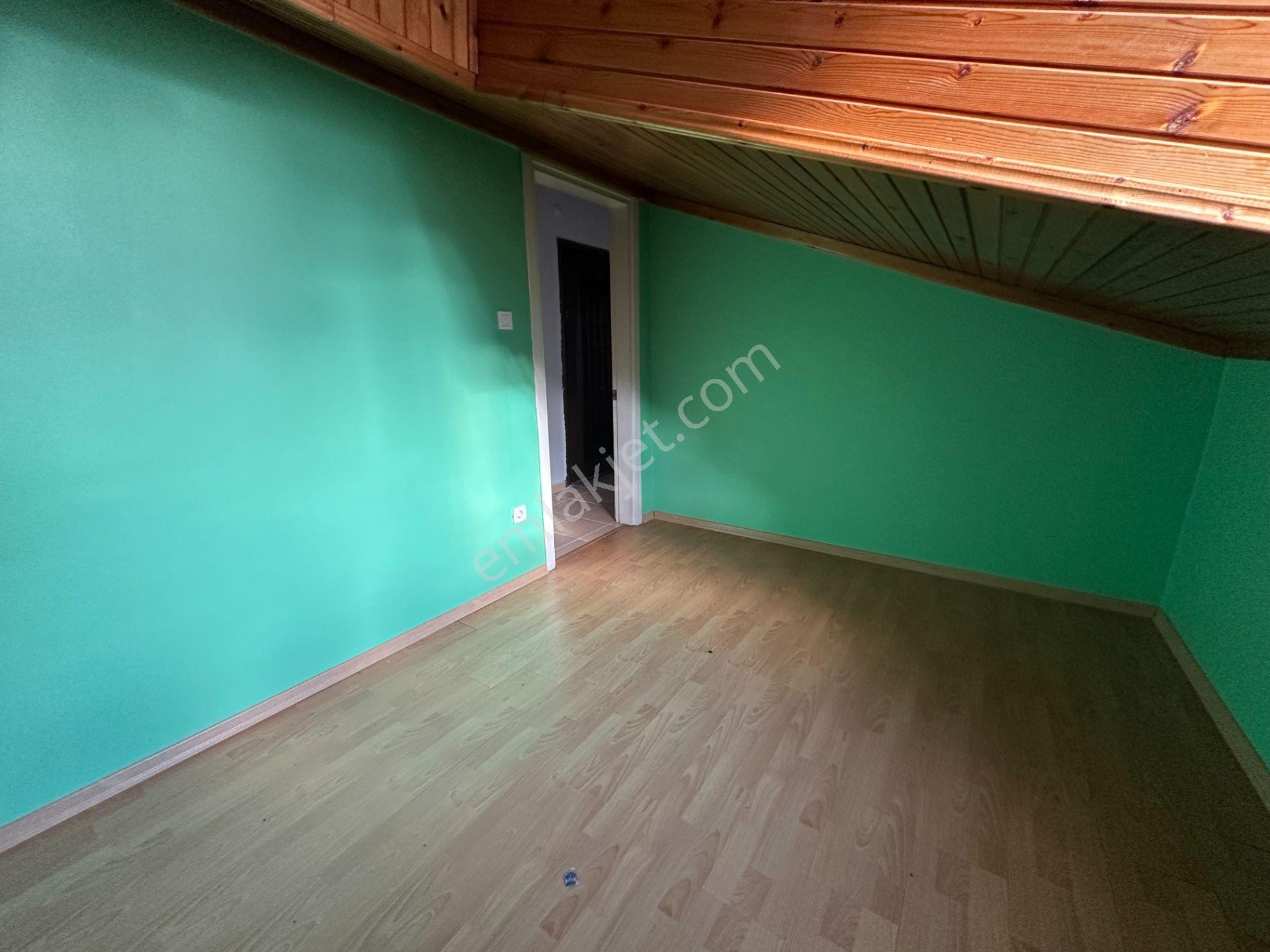 Remax Ümraniye Armağanevler Ayrı Giriş Satılık 3+1 Dubleks Daire - Görsel 15