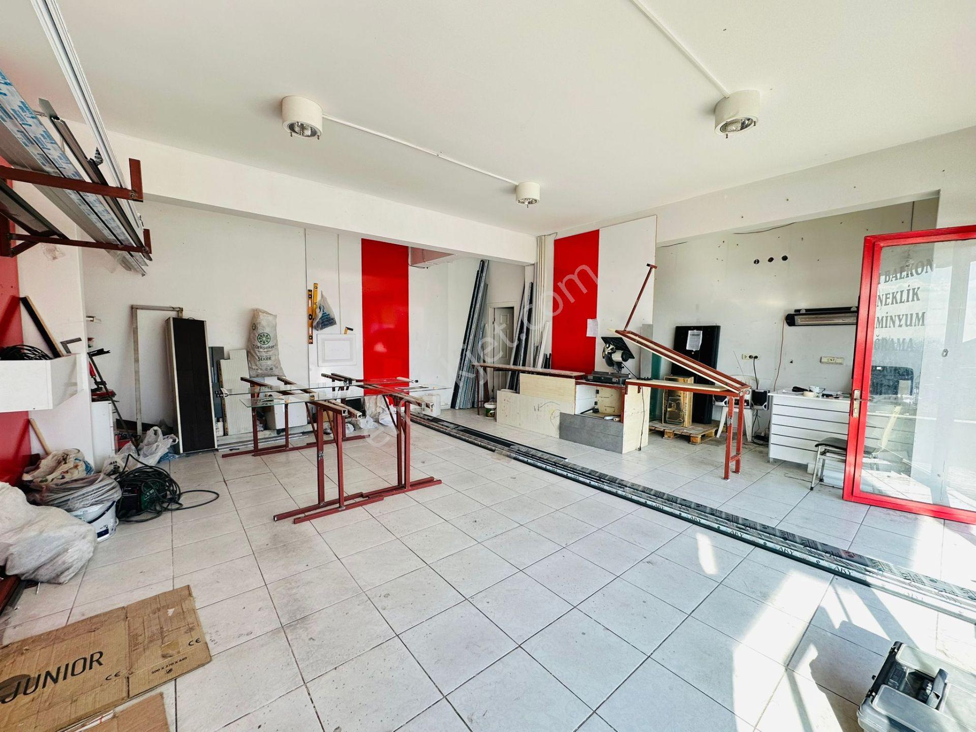 Ekin'de Çatak Caddesi Üzerinde 50 M2 Satılık Dükkan !!