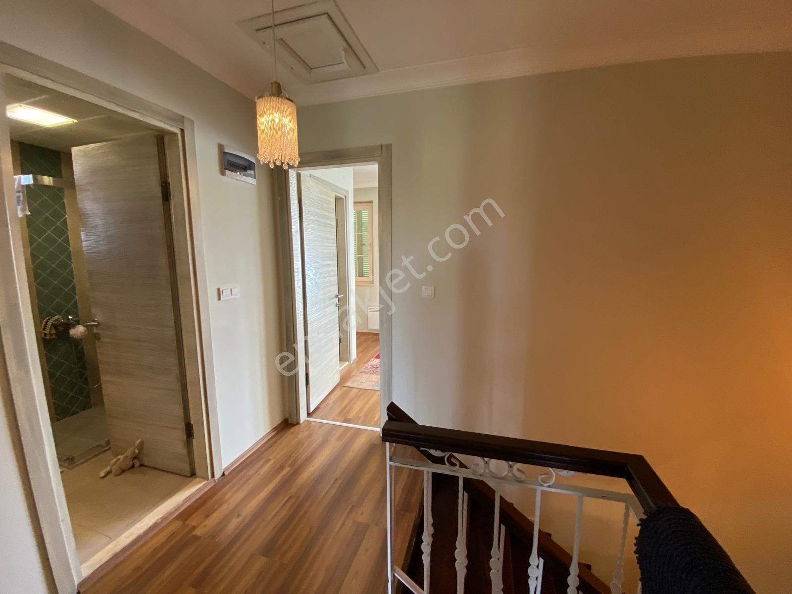 Alaçatı Hacımemiş'de Kiralık Müstakil Havuzlu Müstakil 4+1 Lüks Taş Villa - Görsel 22