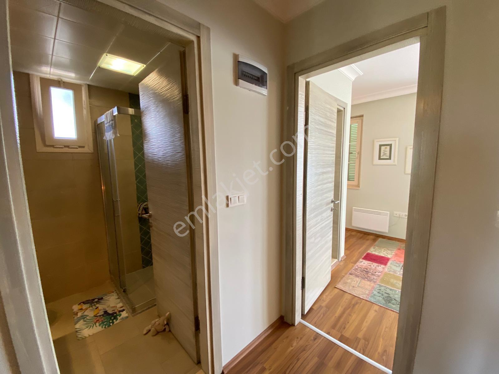Alaçatı Hacımemiş'de Kiralık Müstakil Havuzlu Müstakil 4+1 Lüks Taş Villa - Görsel 23