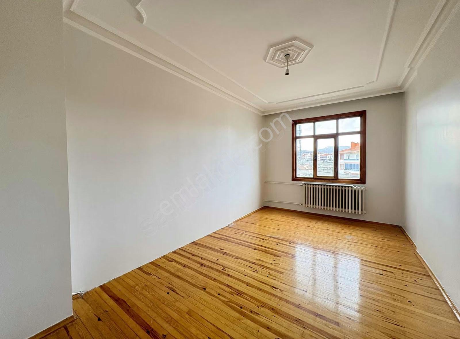 Özlemyardımcı'dan Hüsamettin Çelebi'de Kiralık Arakat 3+1 Daire - Görsel 19