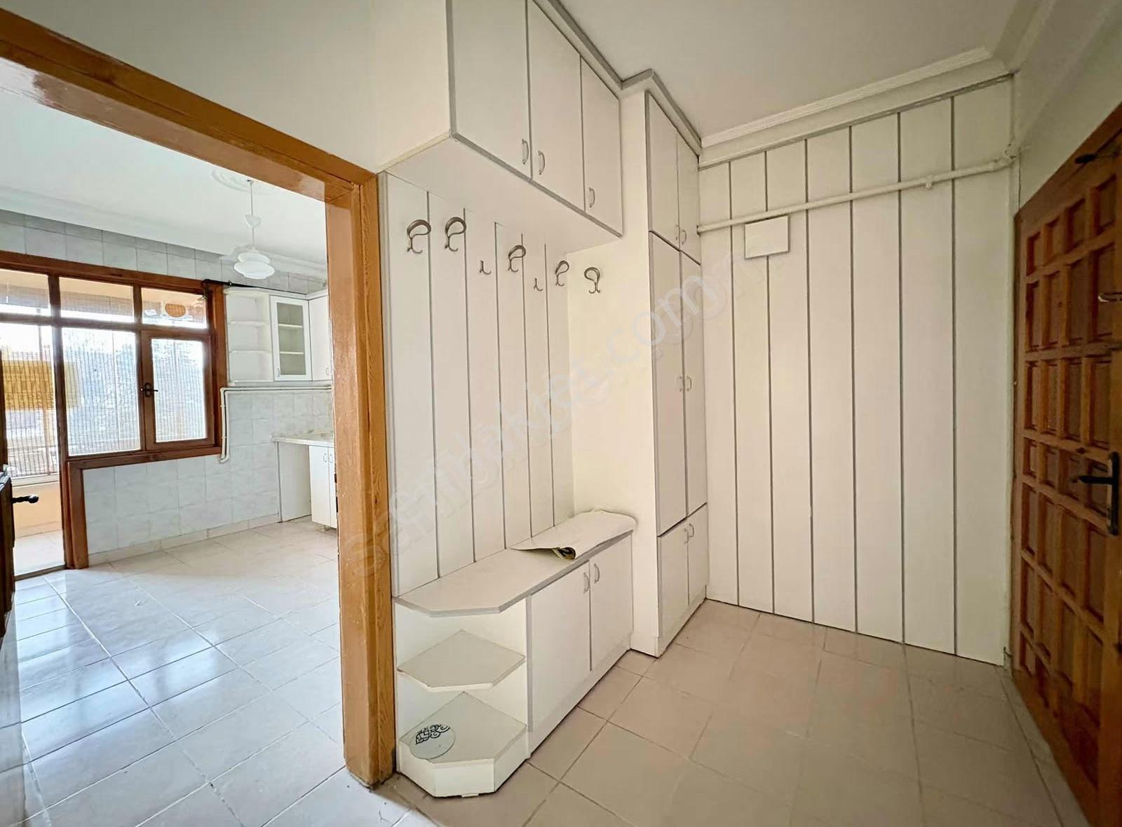 Özlemyardımcı'dan Hüsamettin Çelebi'de Kiralık Arakat 3+1 Daire - Görsel 14