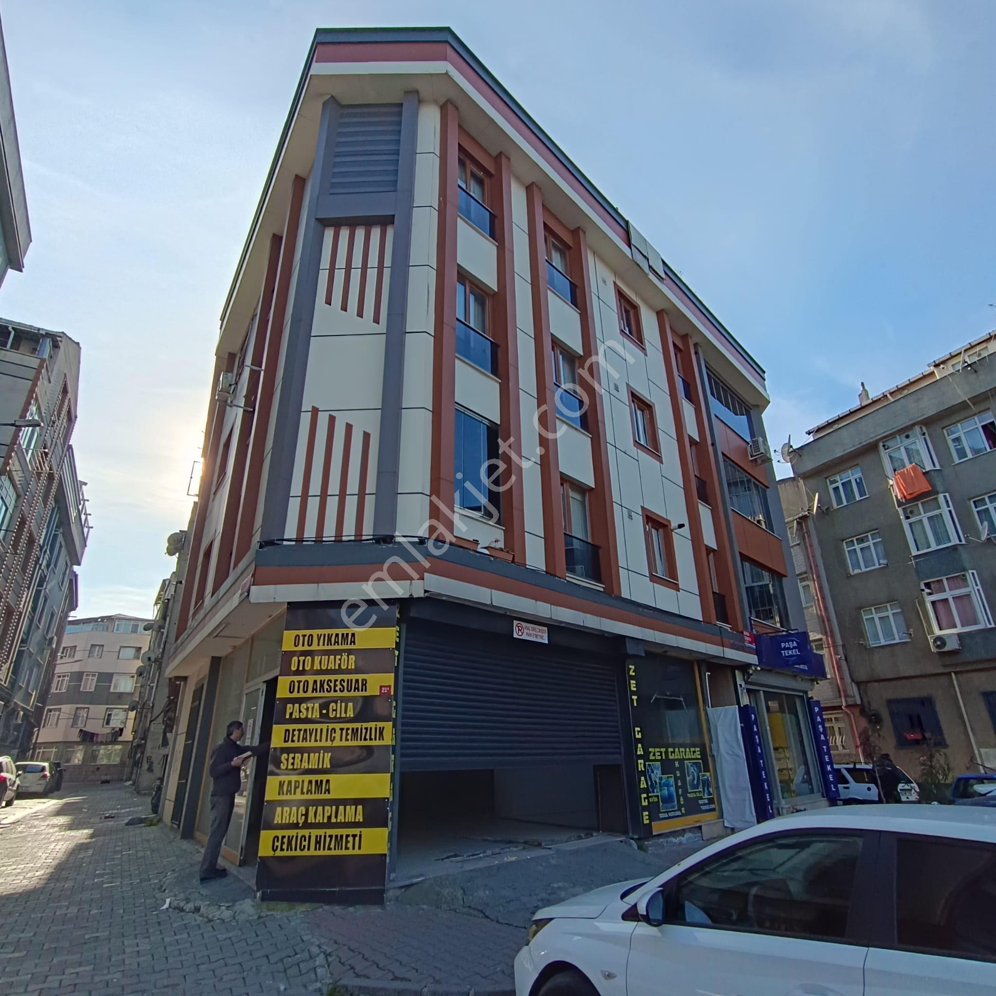 Cadde Üzeri, Hazır Kiracılı, 200 M2 Krediye Uygun Satılık Mağaza