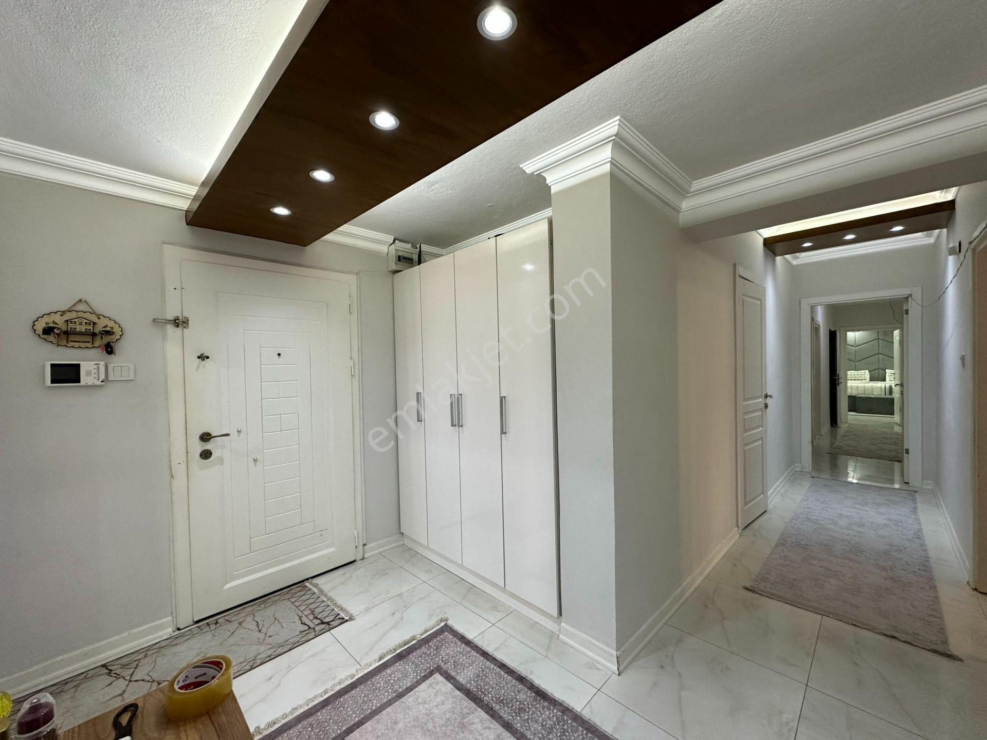 Osmangazi Hüdavendigar Mah. Tuğcu Apt. 200 M2 4+1 Satılık Daire - Görsel 6