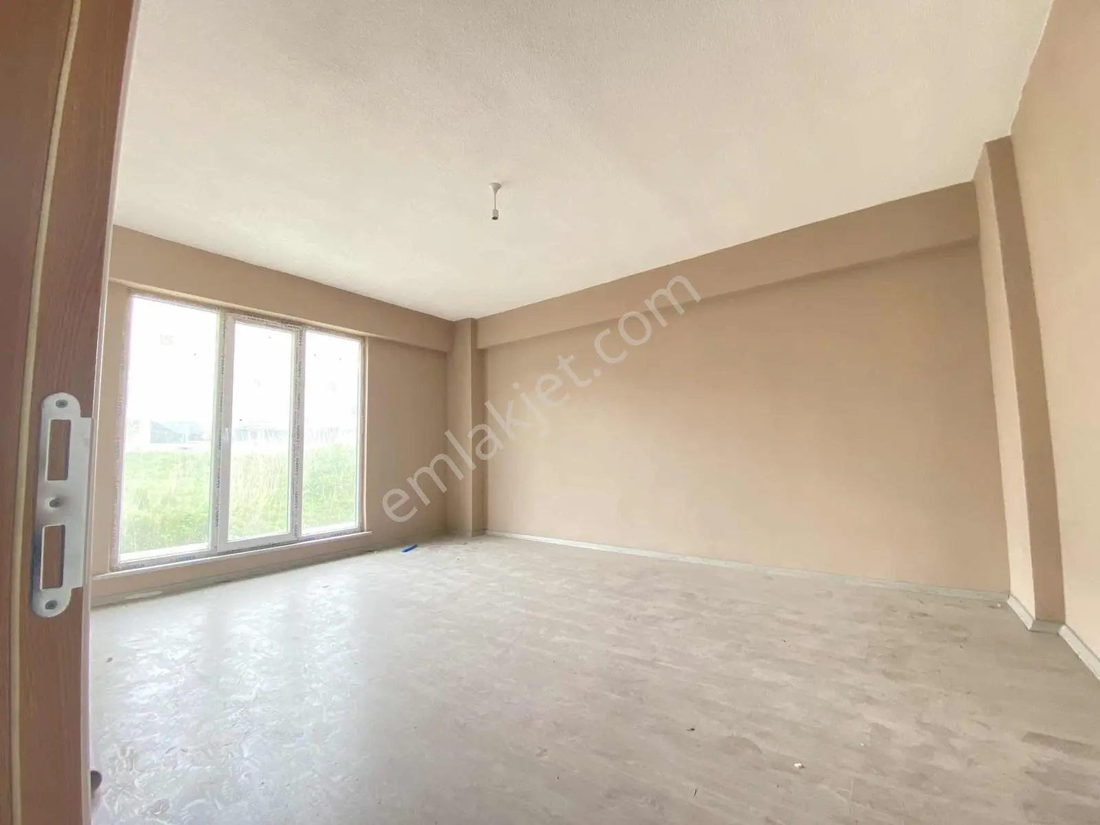 Bağlık Mahallesi'nde Kiralık 2 + 1 Yüksek Giriş Daire