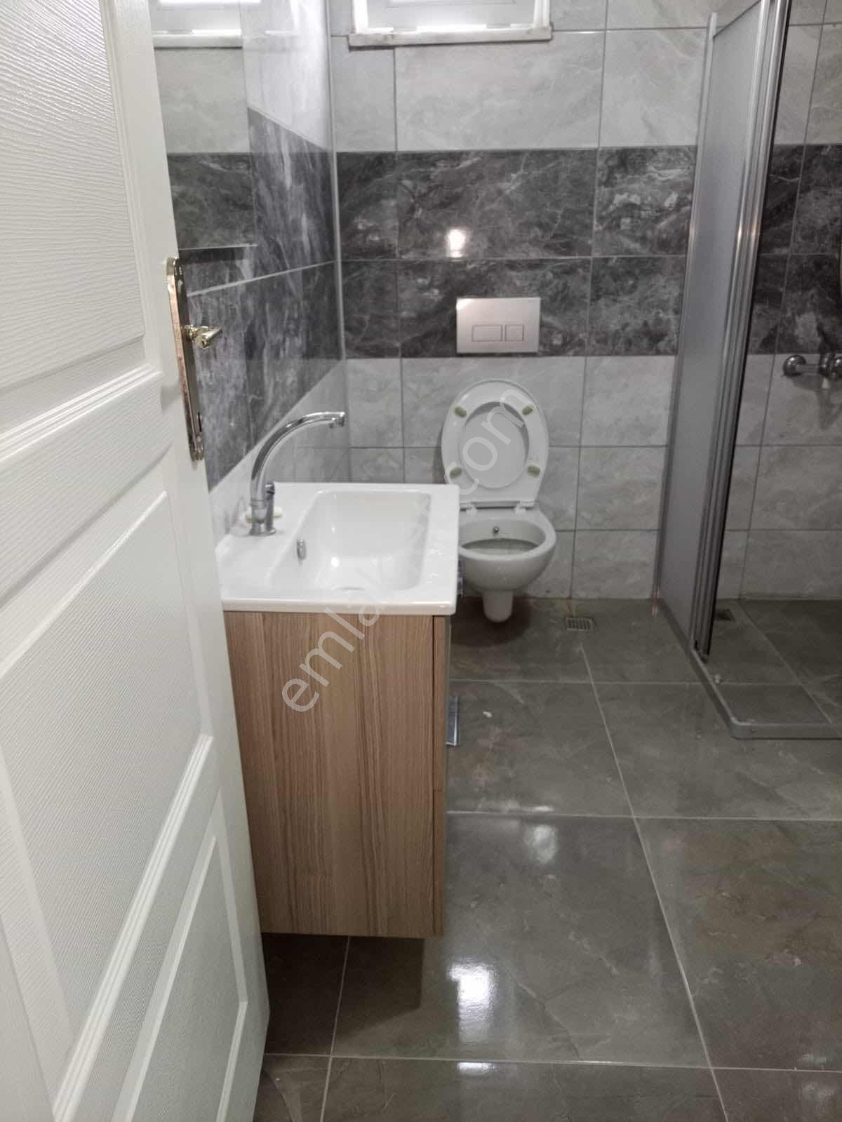 Dalaman Hürriyet Mahallesinde 1+1 Eşyasız Kiralık Daire - Görsel 3