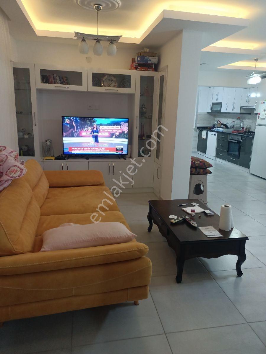 Kuşadası Avm.ye Çok Yakın Masrafsiz Deniz Manzarali Havuzlu 3+2 - Görsel 21