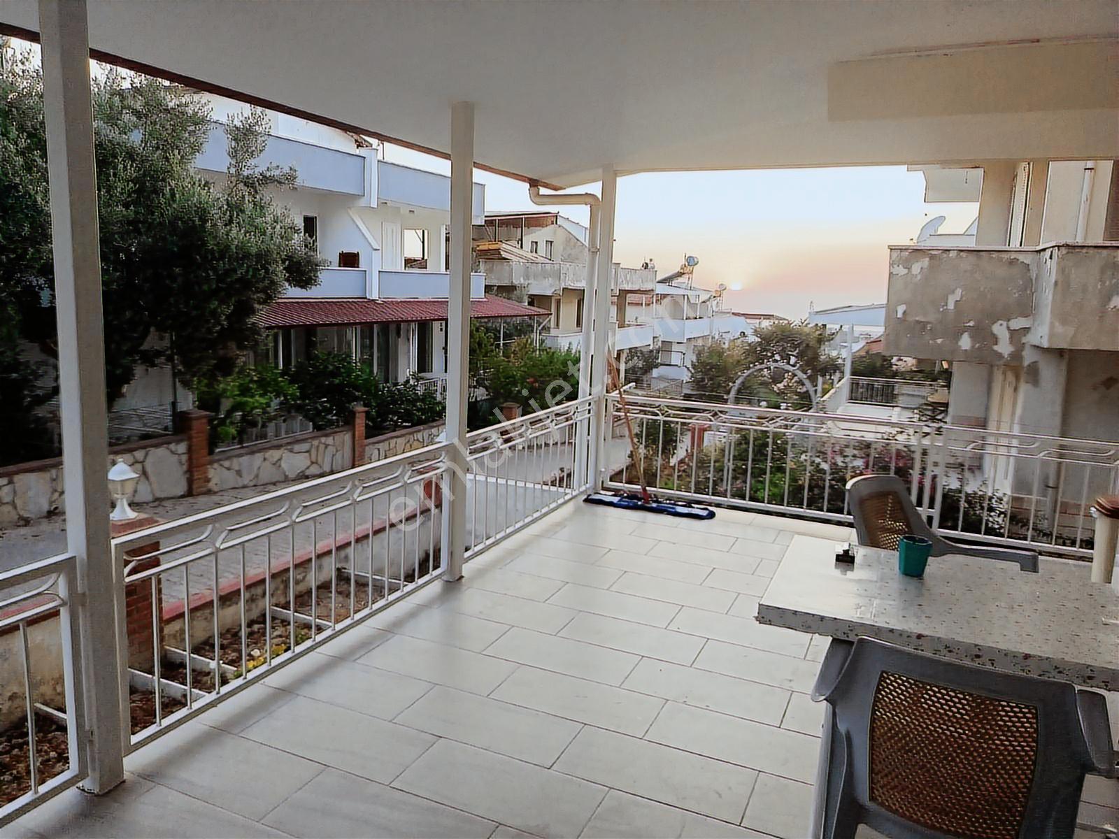 Kuşadası Avm.ye Çok Yakın Masrafsiz Deniz Manzarali Havuzlu 3+2 - Görsel 20