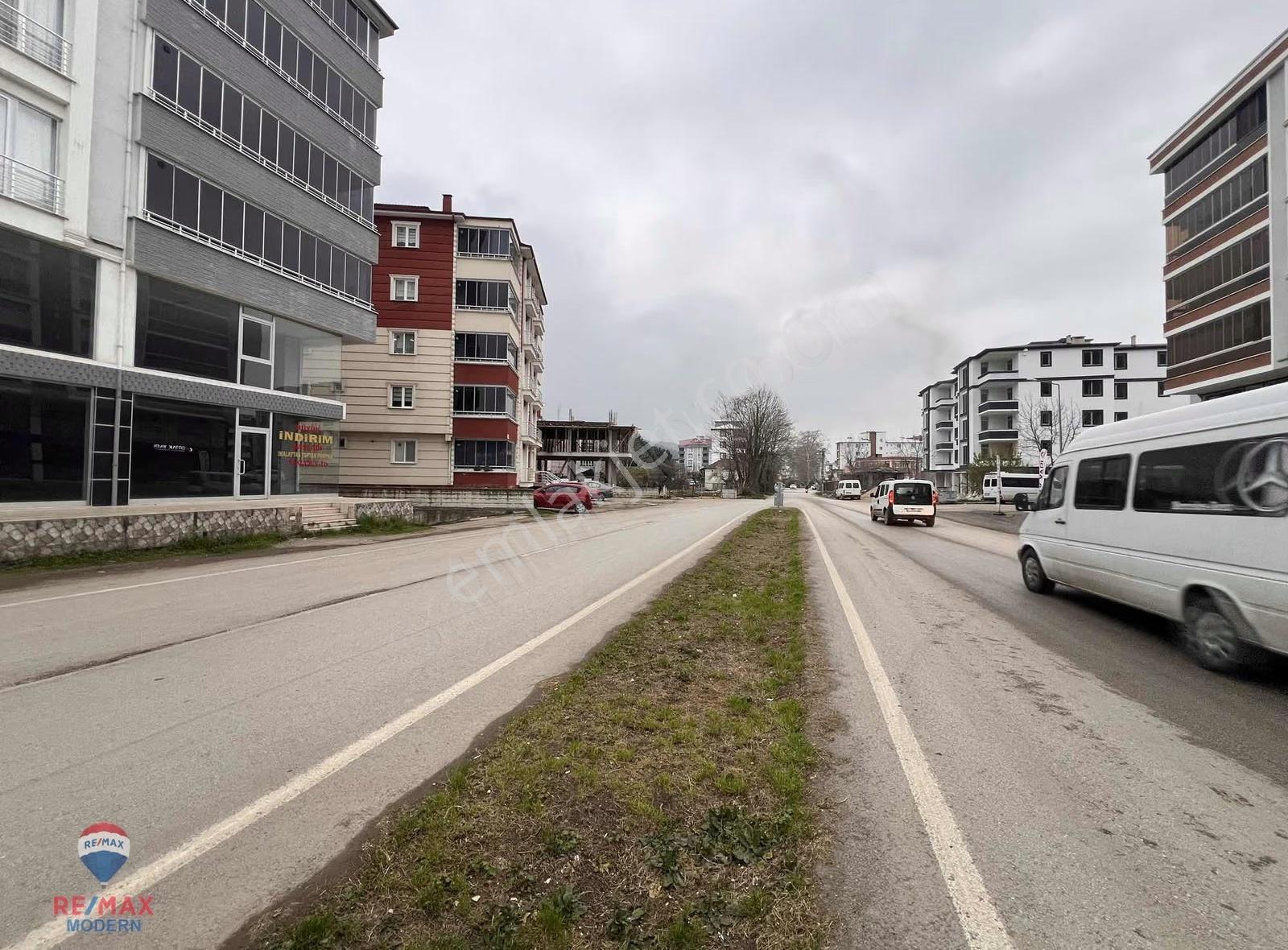 19 Mayıs Mahallesinde 500 M2 Kiralık 2 Katlı Dükkan - Görsel 3
