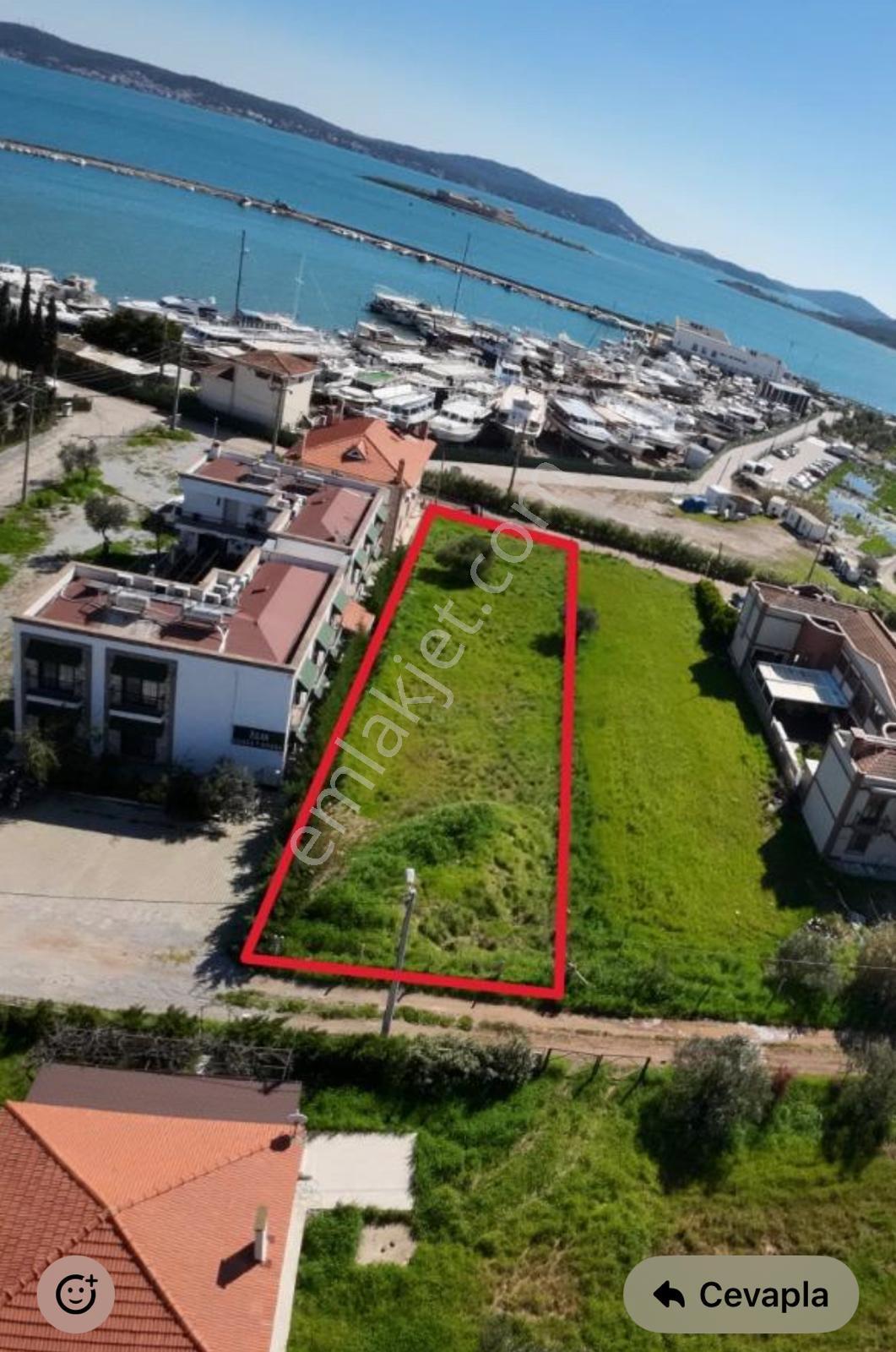 Alibey Cunda Adasında Denize Sıfır Merkez Konumda Satılık Arsa - Görsel 4
