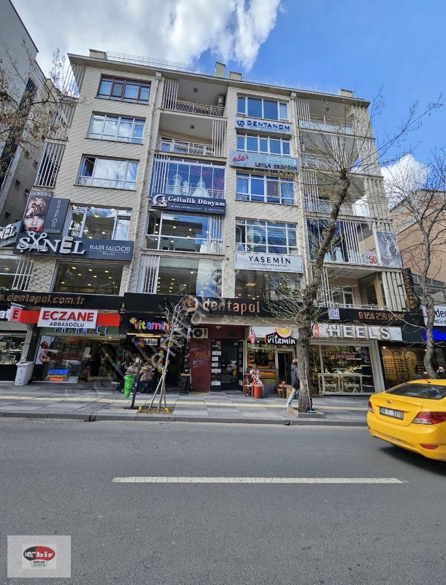 Tunalı Hilmide Prestijli Konumda 140 M² 3+1 Ofis Kiralık