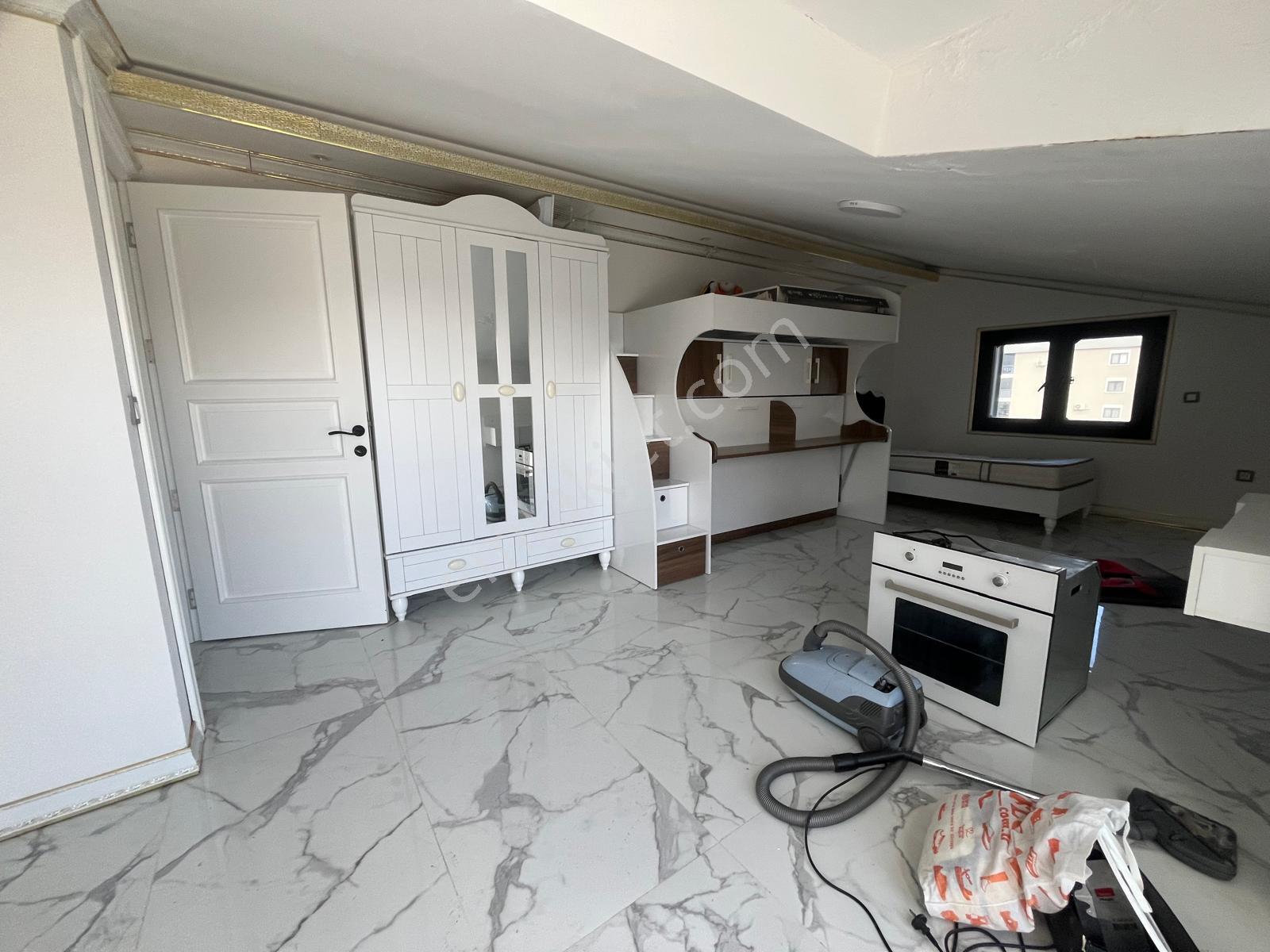 Menderes Turyap'tan Barbaros Mh. 5+1 Müstakil Bahçeli Villa - Görsel 8