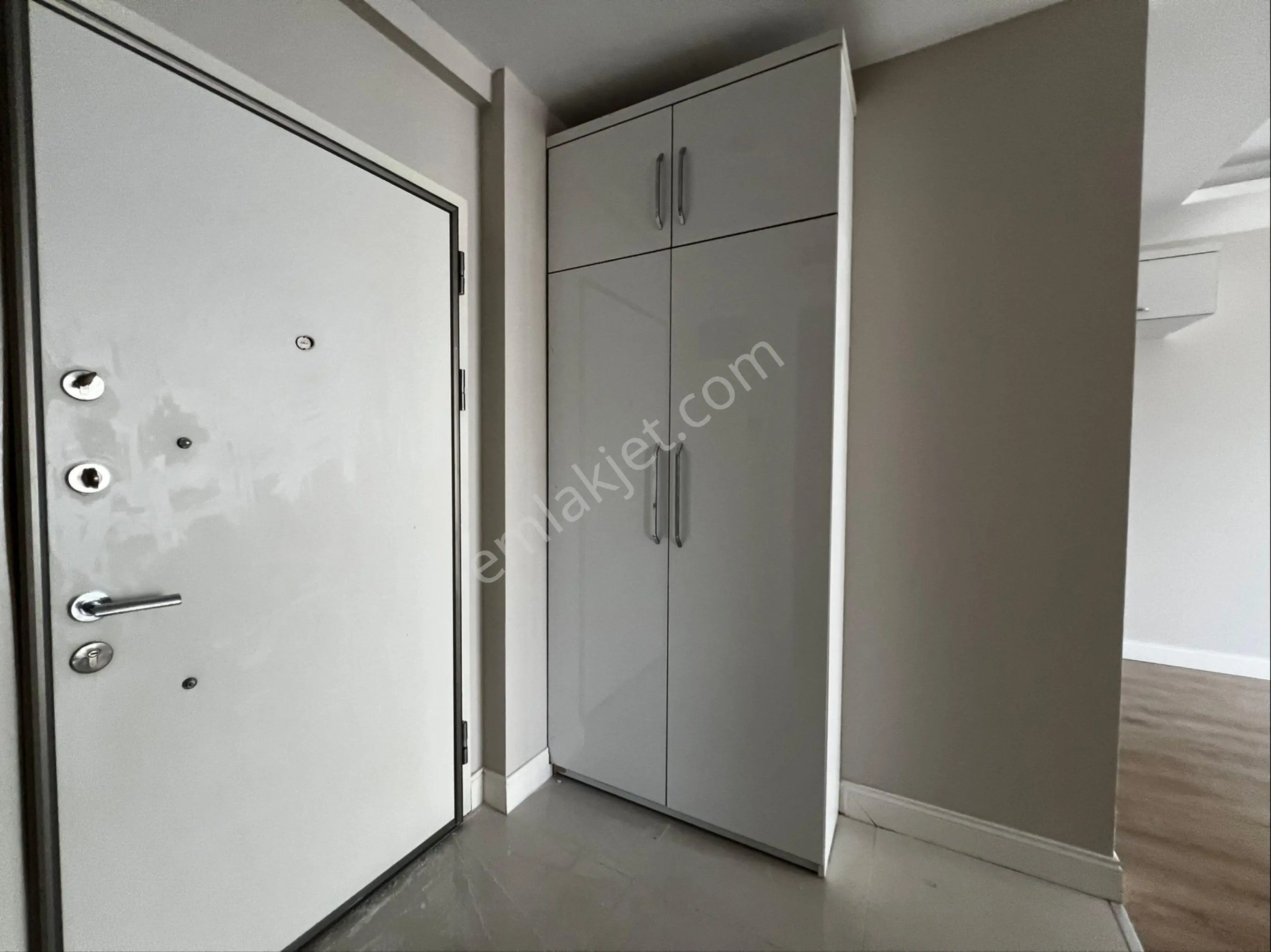 Liman Mahallesi Katta 1+1 Boş Kiralık Daire - Görsel 5