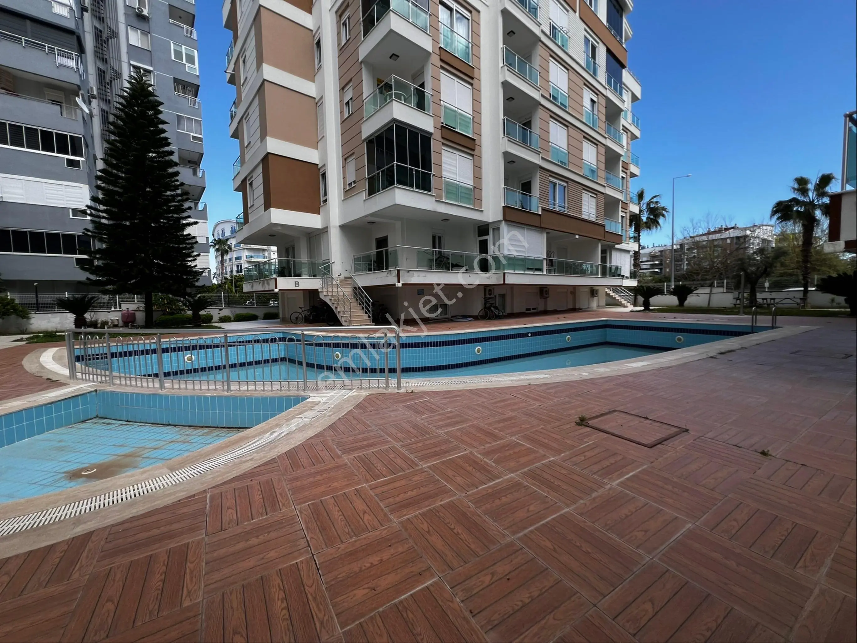 Liman Mahallesi Katta 1+1 Boş Kiralık Daire