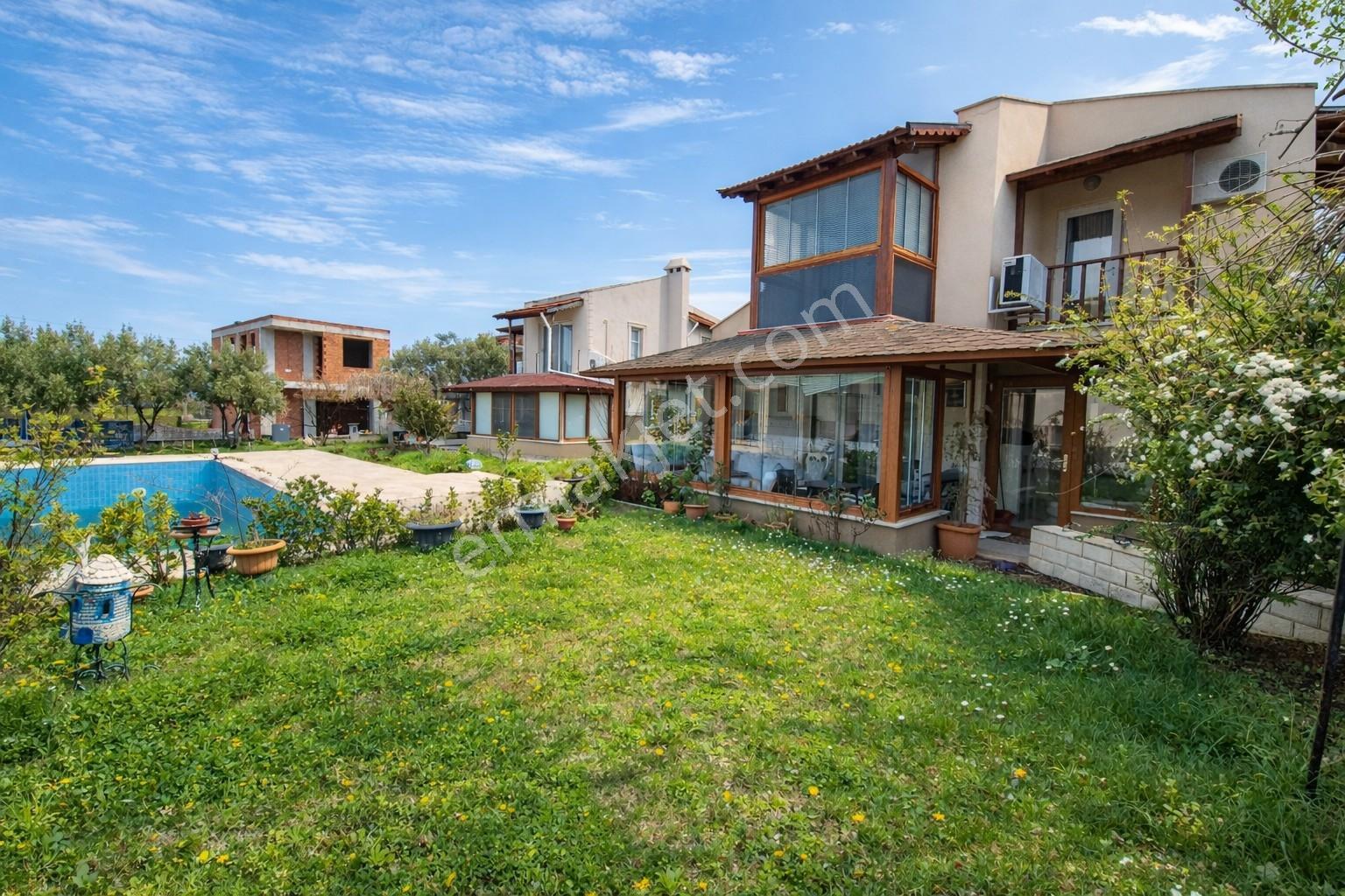 Umas Solutıon'dan Cunda'da Denize Sıfır Sitede 3+1 Villa - Görsel 2