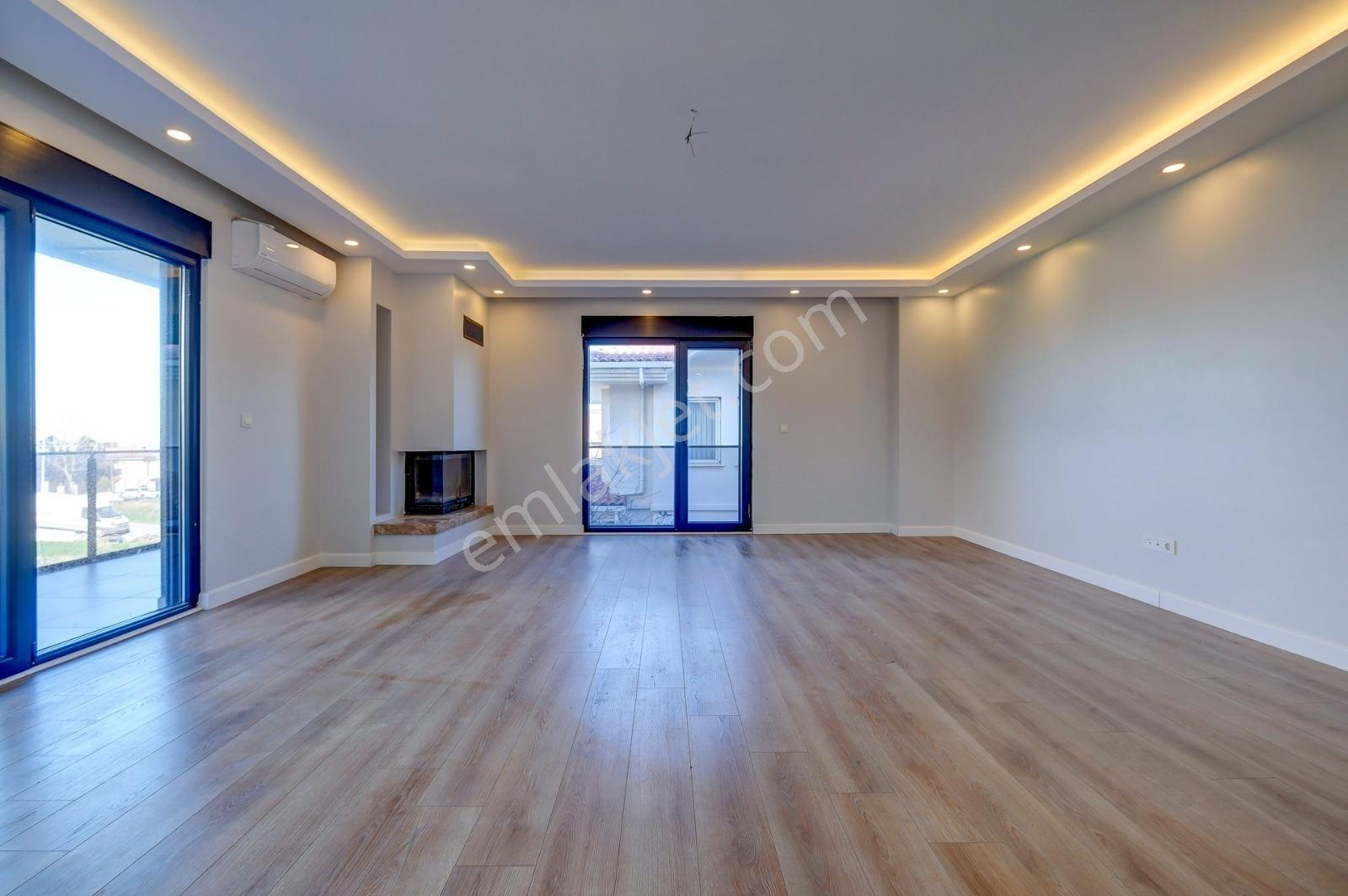 Balibey Harmankaya Kapanmaz Deniz Manzaralı Kiralık Lüks Villa - Görsel 23