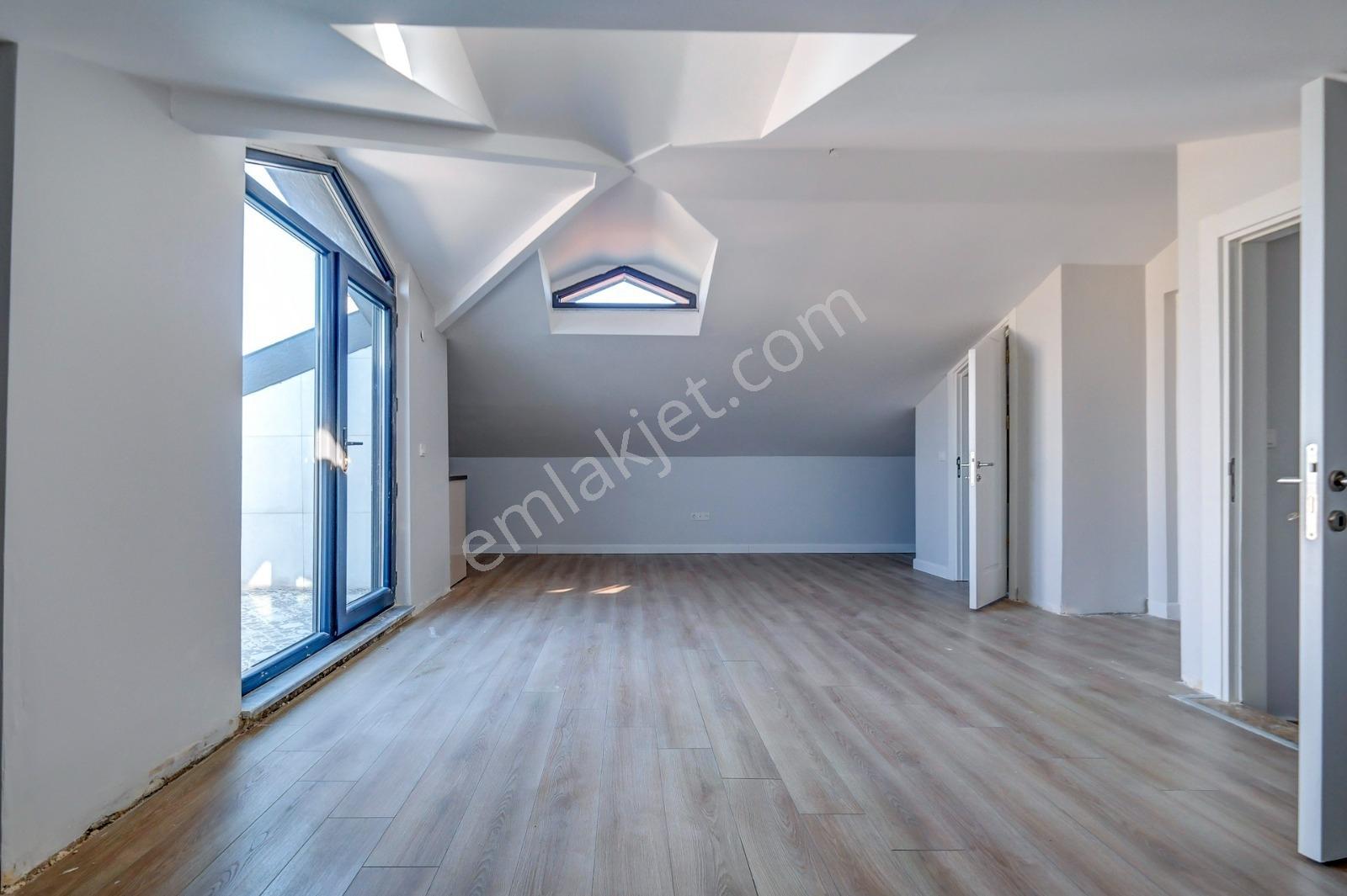 Balibey Harmankaya Kapanmaz Deniz Manzaralı Kiralık Lüks Villa - Görsel 29
