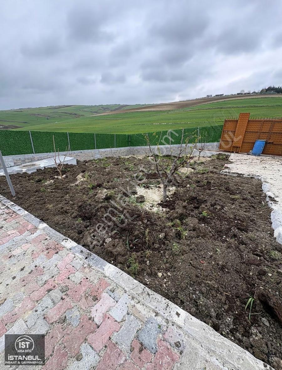 Arnavutköy Haraçcı Da 300 M2 Satılık Parsel