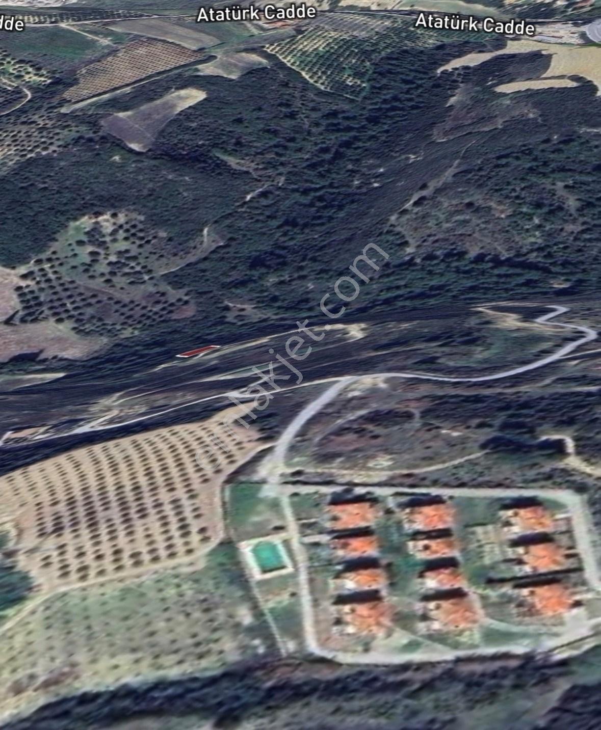 Kuşadasi Soğucak Ulucak Mevki̇ İmarli Vi̇lla Arsasi - Görsel 4