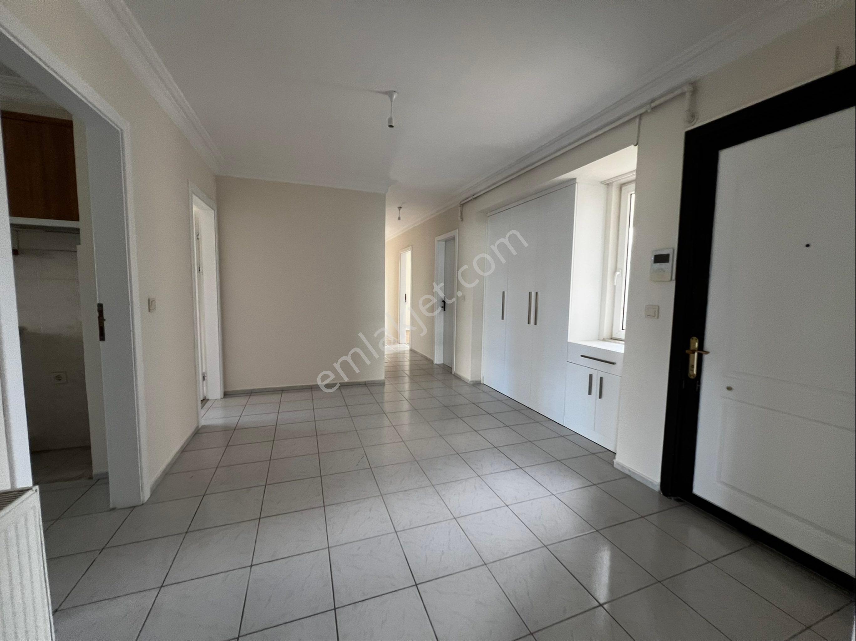 Liman Mahallesinde 4+1 Ayrı Mutfak Boş Kiralık Daire - Görsel 32