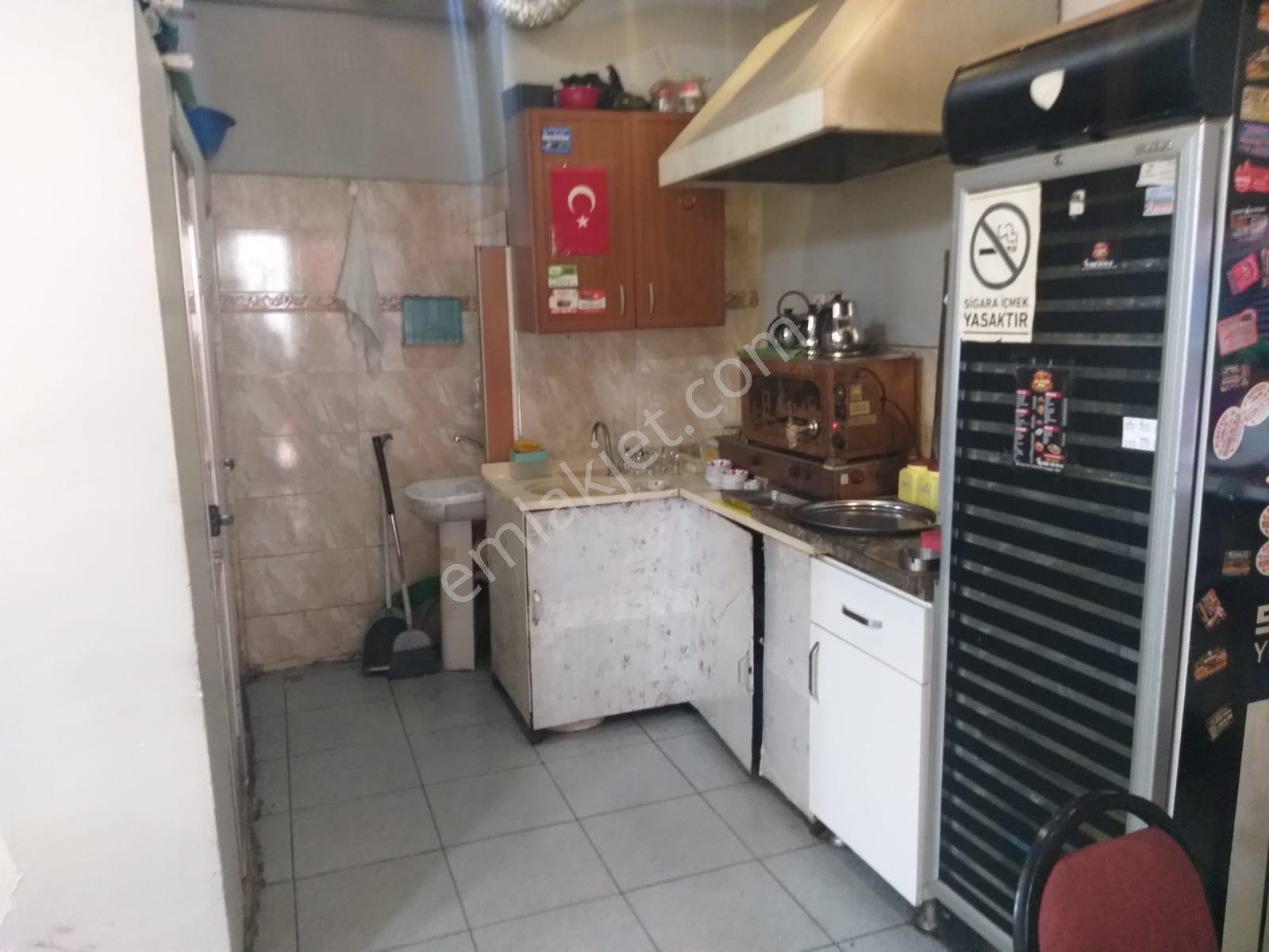 Karabağlar Eserkentte Park İçinde Kahve Satılık - Görsel 11
