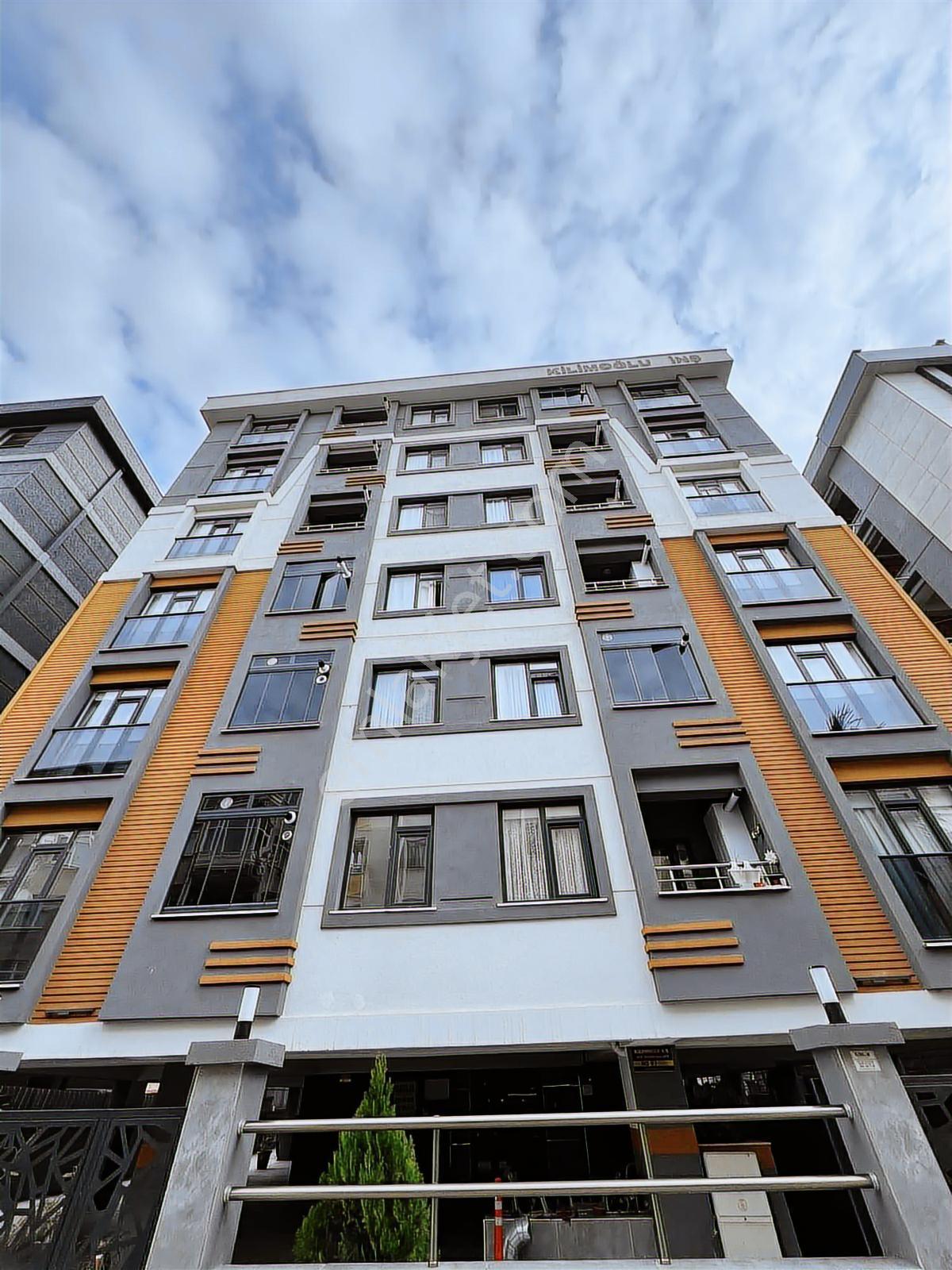 Pendik Batı Mahallesinde Sıfır Satılık 3+1 Krediye Uygun 120m2