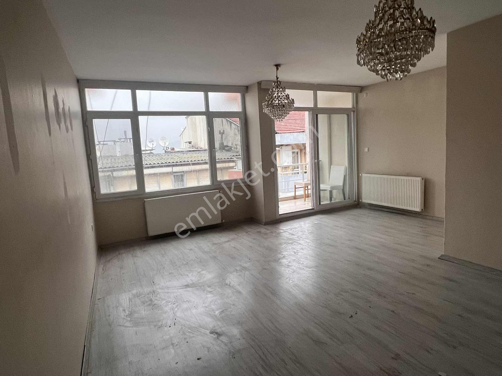 Mithatpaşa Cadde Yakını 3+1 Satılık Deniz Manzaralı Daire - Görsel 32
