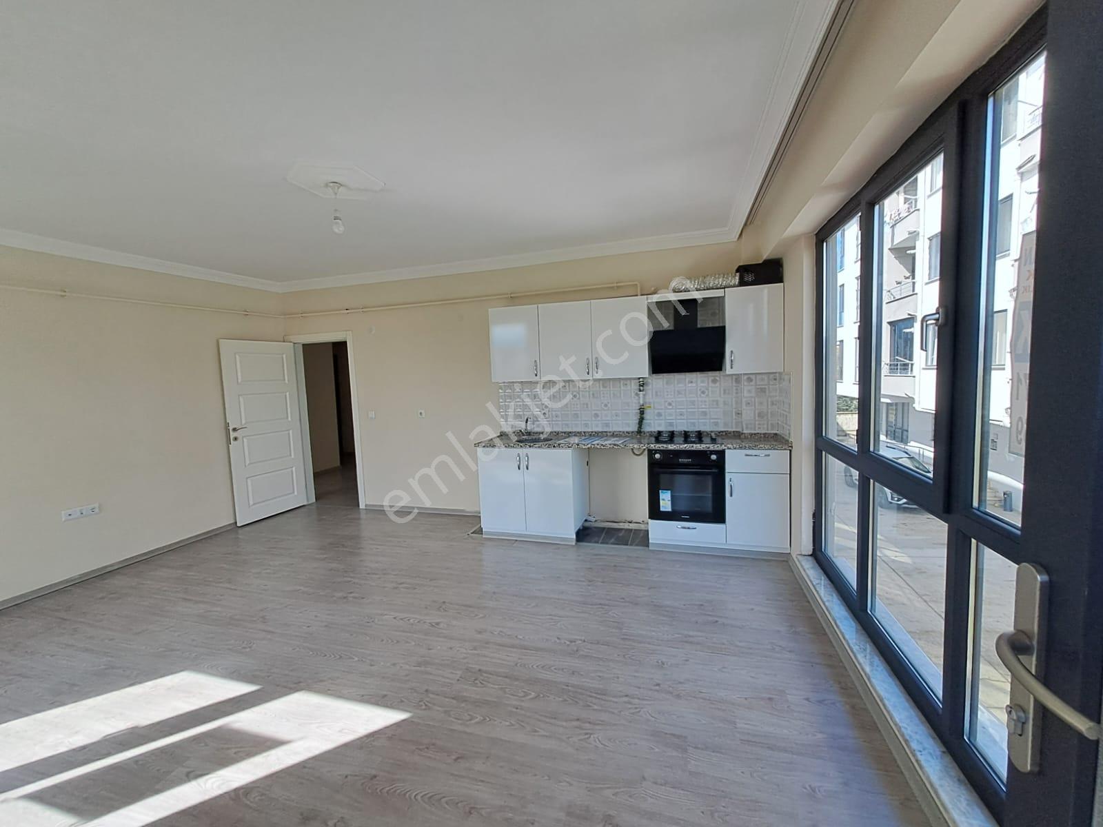Konuralp Taşlık Üniversite Mevkiinde Site İçi Satılık 2+1 Daire - Görsel 4