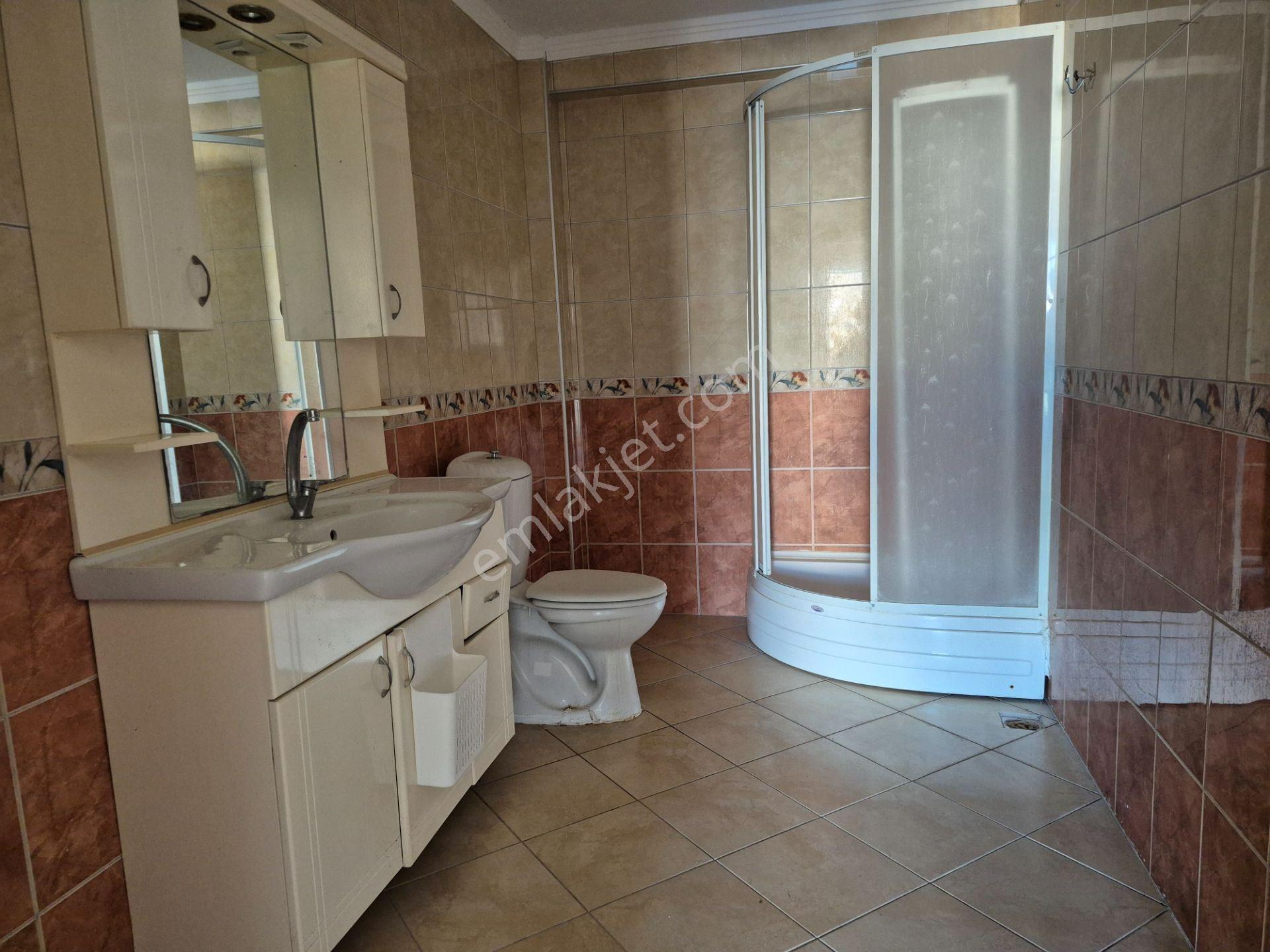 Kuşadası Merkezde Satılık 2+1 Daire (80m²) - Görsel 13