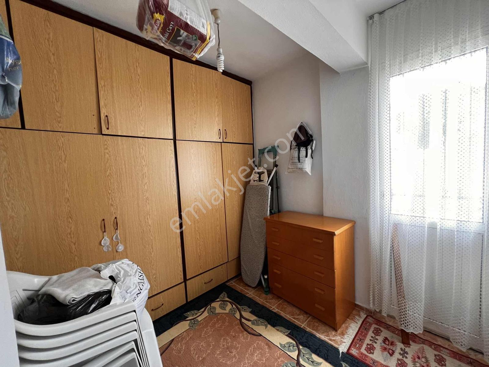 Eskifoçada Satılık Müstakil Kullanımlı Dubleks Villa - Görsel 14