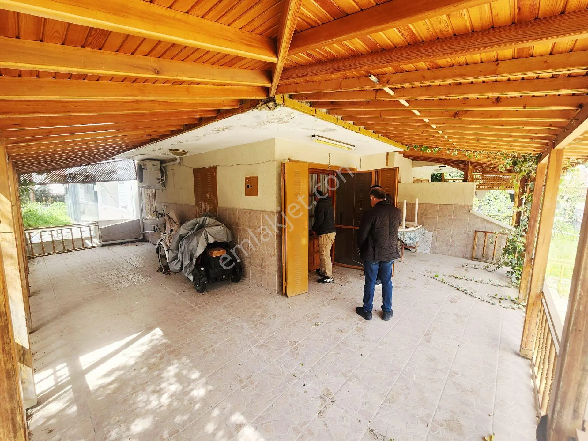 Kuşadası Sahil Sitelerinde Denize 600 Mt - Görsel 2