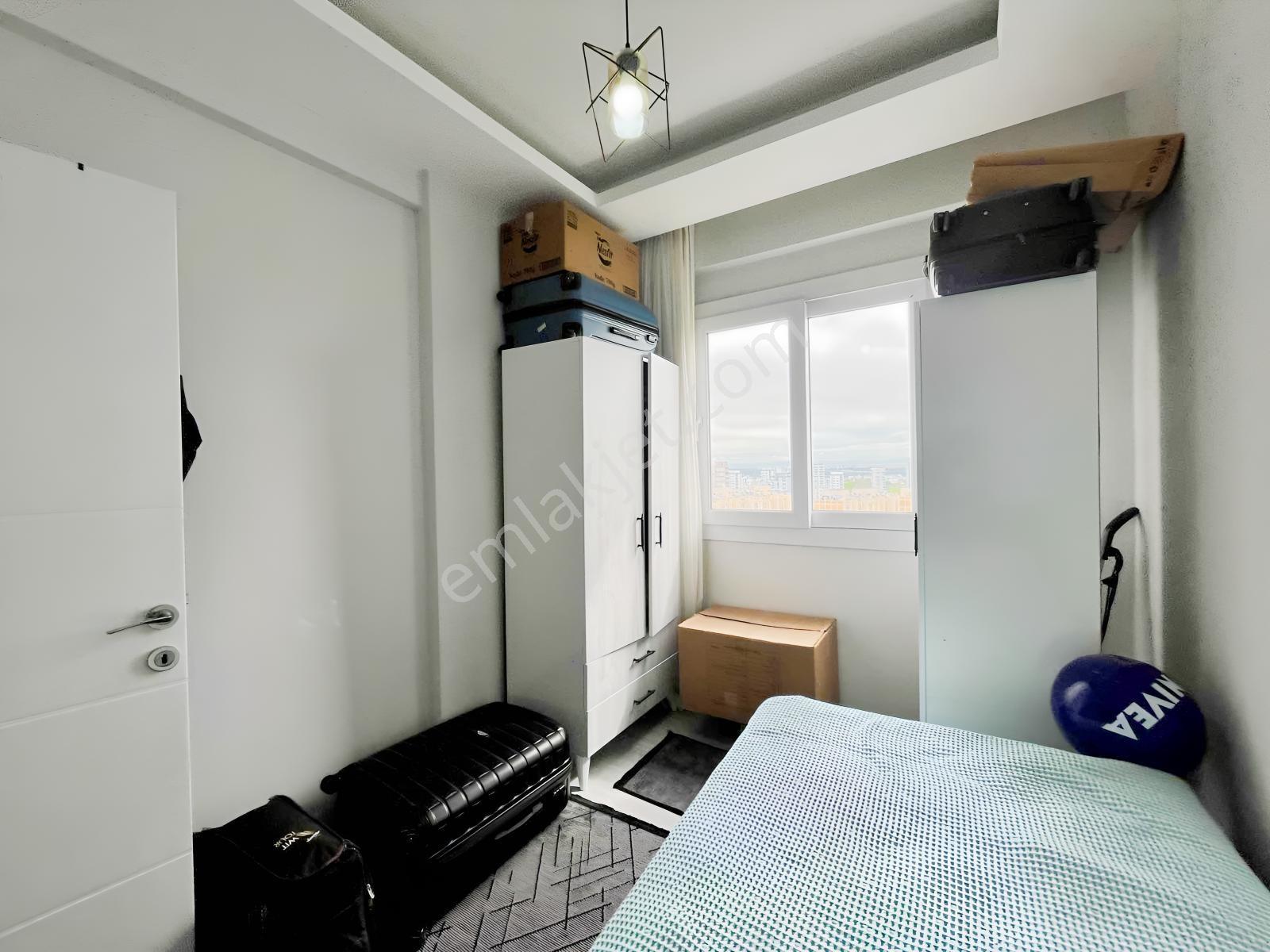 Çınarlı'da Cadde Üzeri 1+1 Acil Full Eşyalı Satılık Daire - Görsel 19