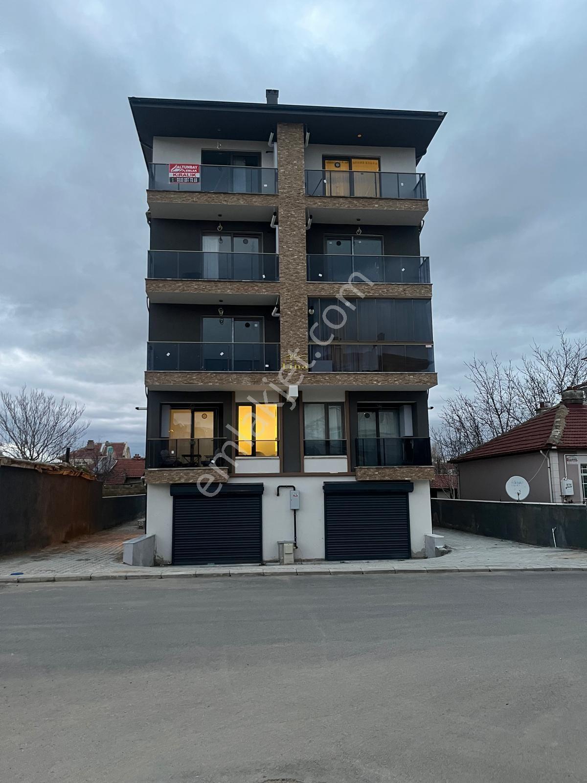 Altunbay Gayrimenkul Yönetim Temizlik Firmasın'dan Kiralık1+1 Eşyalı Daire