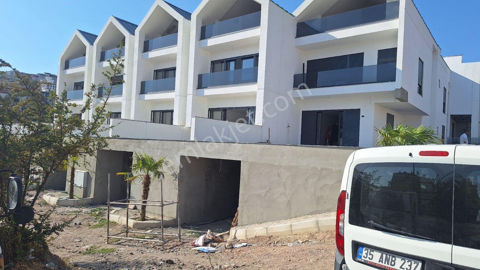 Bornova Ergene Mah. Köşe Parsel Müstakil - İmarlı Satılık Arsa - Görsel 34