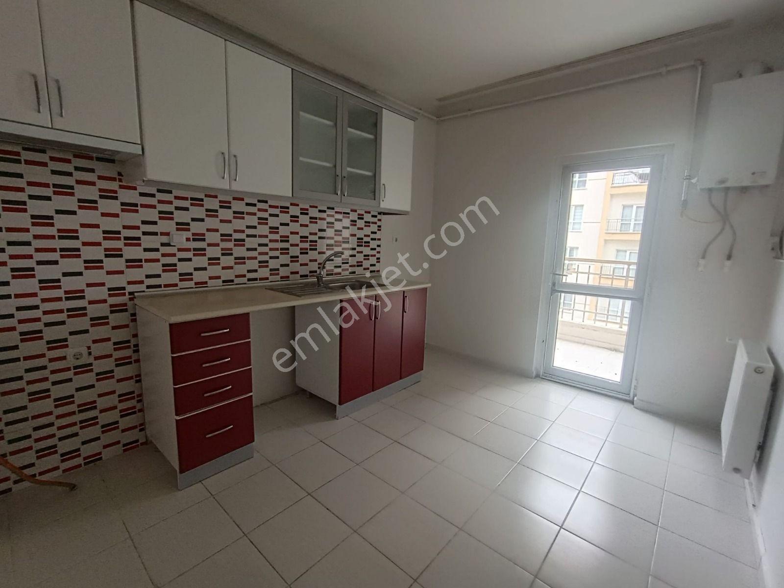 Yükseltepe Mah Satılık 2+1 Site İçinde Güvenlikli Geniş Ferah 2 Kat - Görsel 11