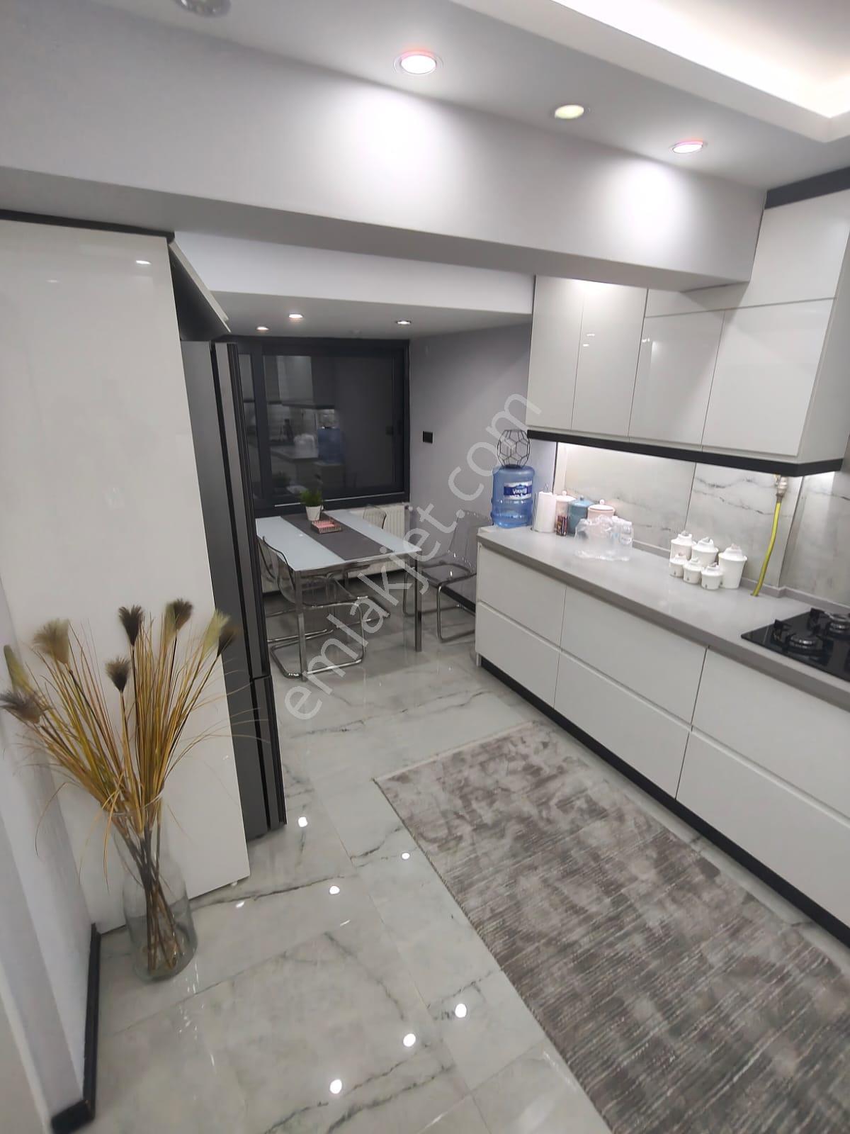 Turyap'tan Gaziemir Beyazevler'de 4+1 Full Tadilatlı Villa - Görsel 31