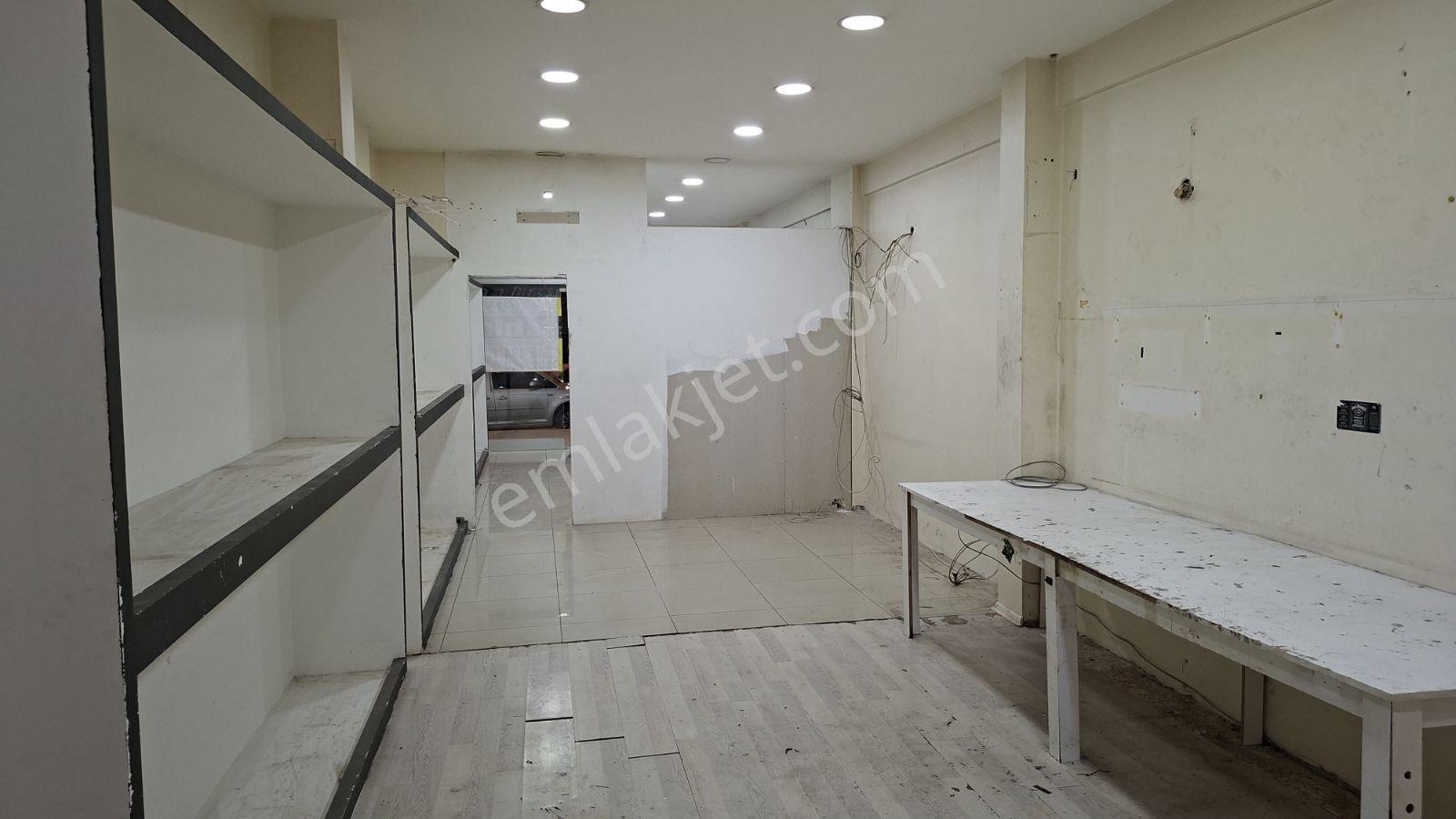 Valirahmibey Mah. Cadde Üstünde 70 M2 Satılık İşyeri - Görsel 23