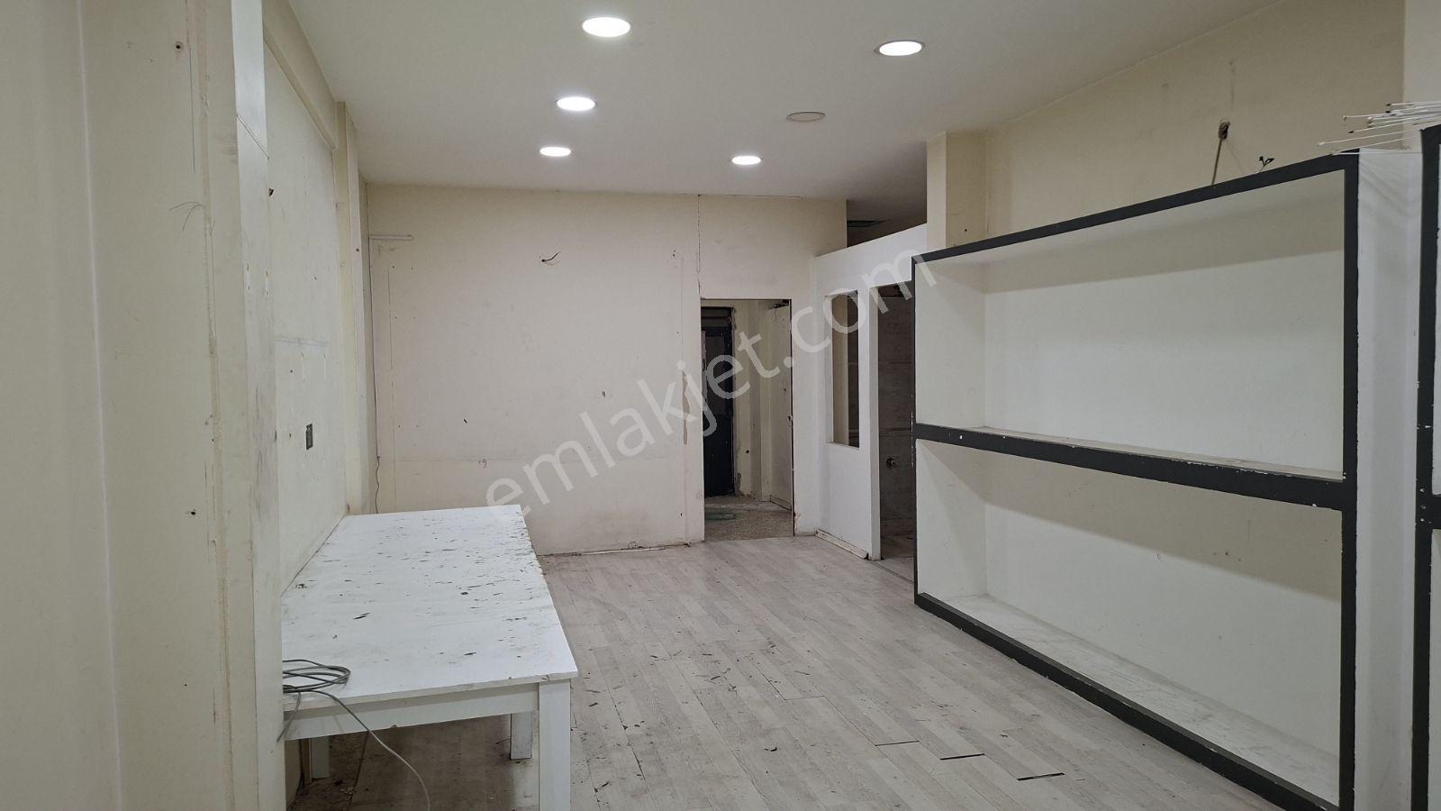 Valirahmibey Mah. Cadde Üstünde 70 M2 Satılık İşyeri - Görsel 21