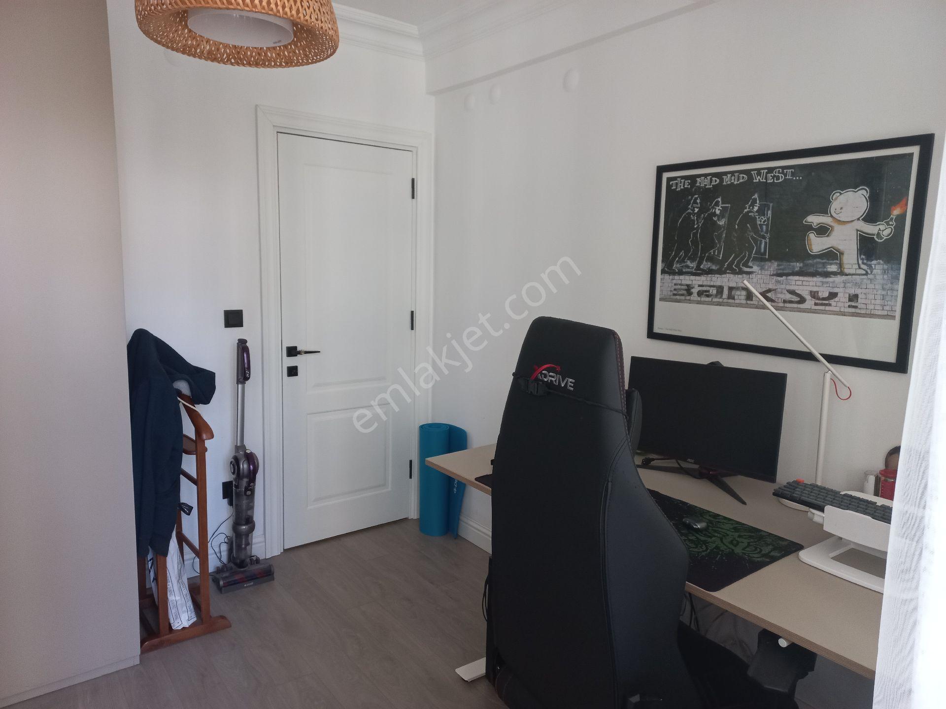 Erenköy Dr. Neşet Usman'da 3+1 122 M2 Net, Katta Tek, Satılık Daire - Görsel 18