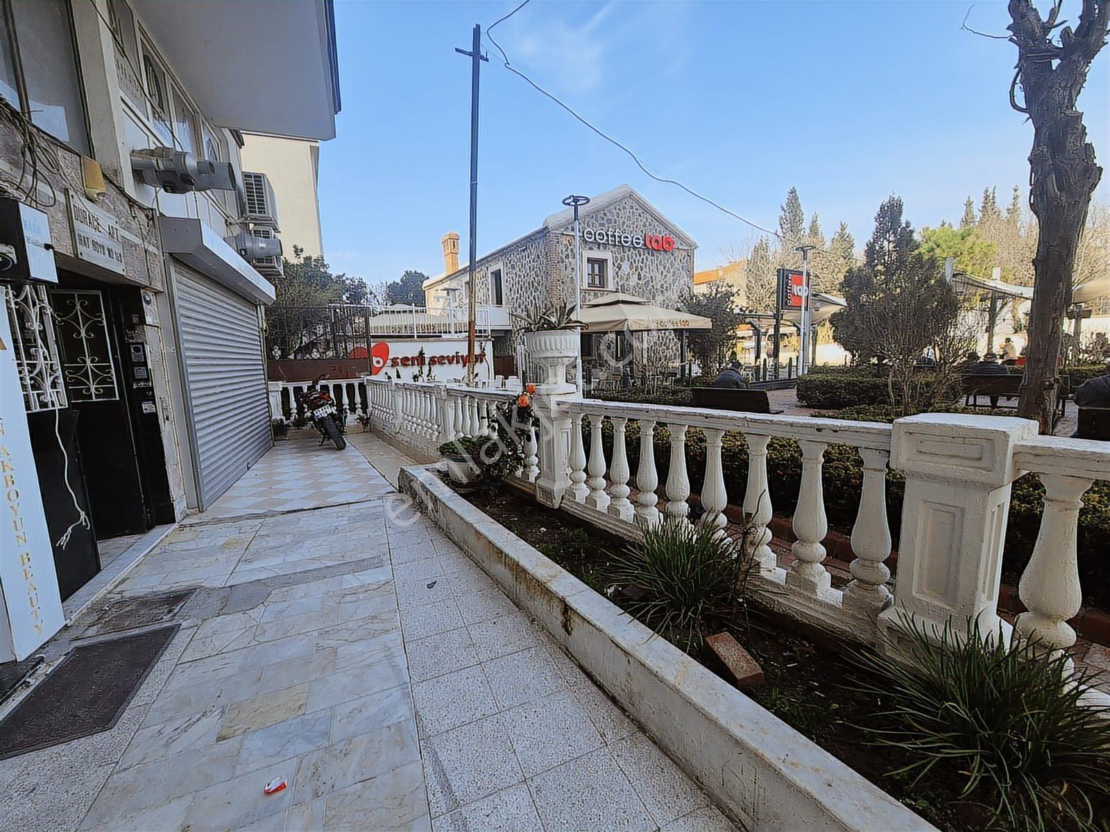Buca / Şirinyer'de Merkezi Konumda 3 Katlı 90 M2 Kiralık Dükkan - Görsel 3